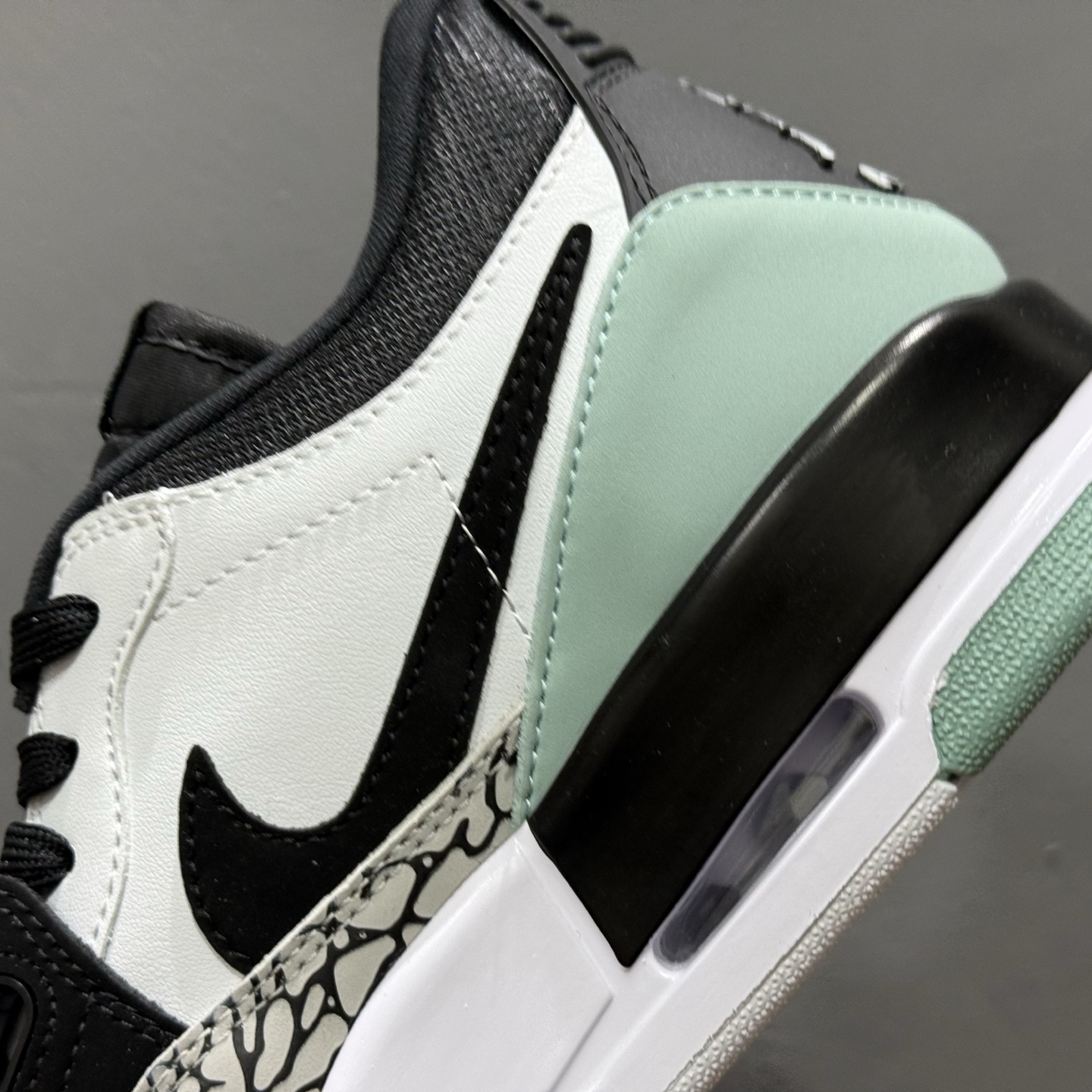 240 Air Jordan Legacy AJ312 Low 低帮复古篮球鞋 白绿 FQ7827-103