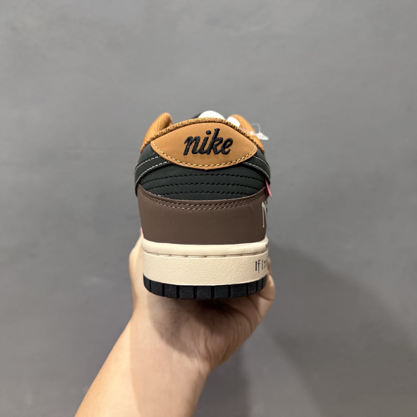 280 Nike SB Dunk Low 黑棕配色 低帮休闲运动滑板板鞋 MU0232-370