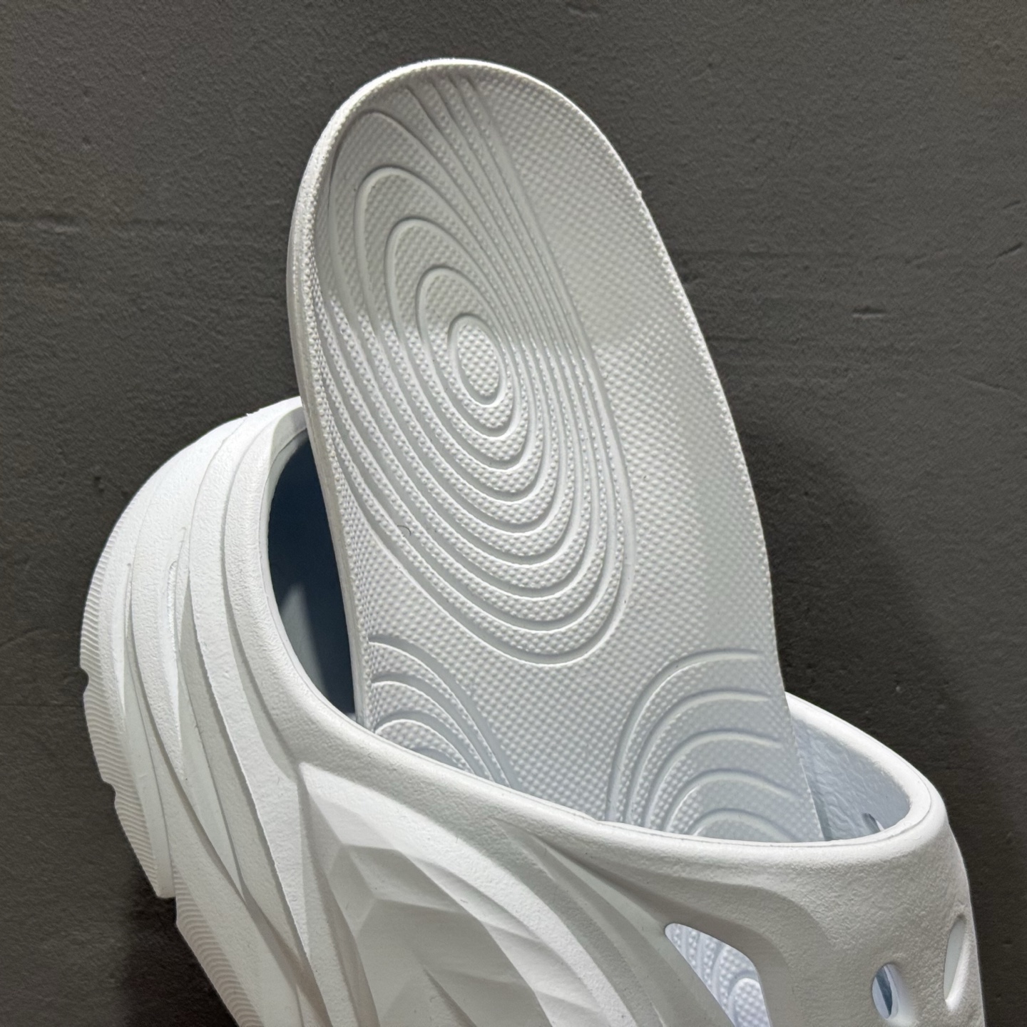 120 HOKA ONE ONE ORA Recovery Mule 舒适休闲防臭防磨防滑 包头拖鞋