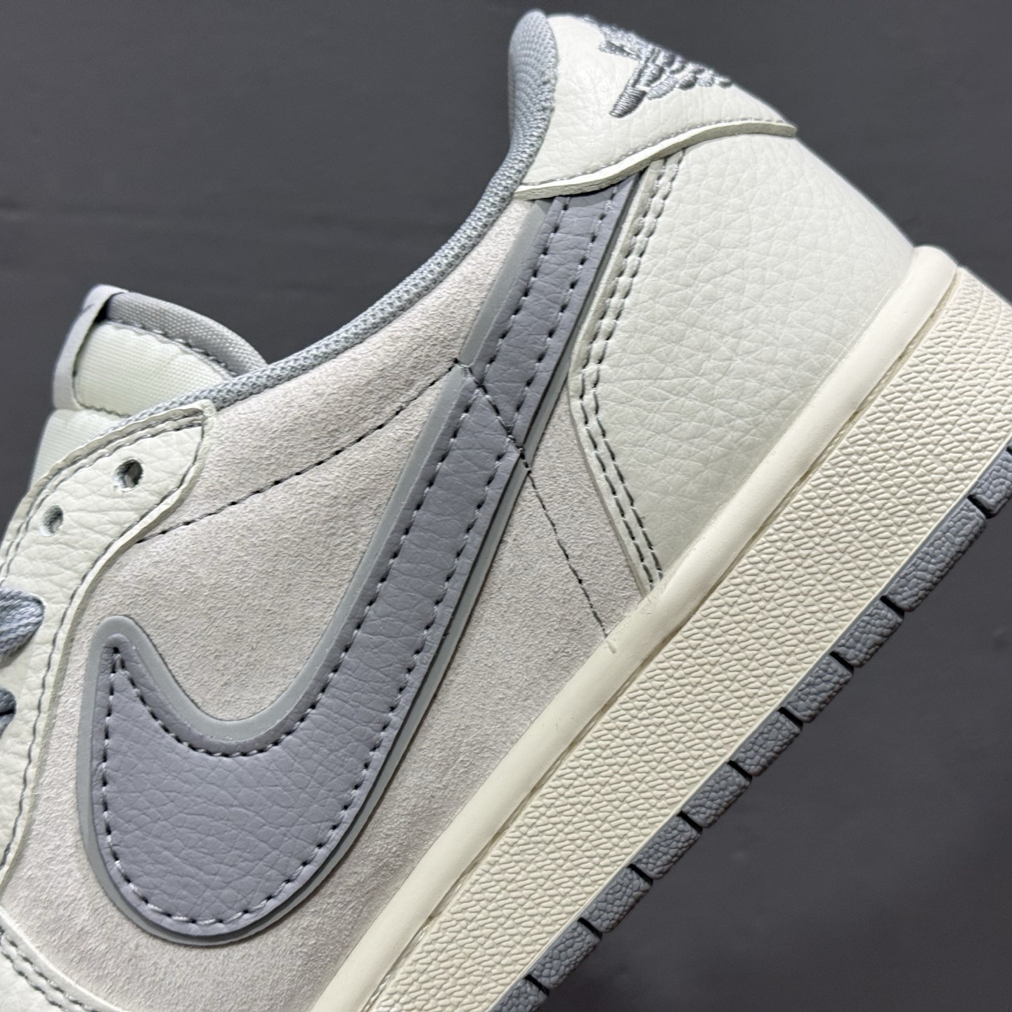 220 # Air Jordan 1 Low 定制配色 乔1 AJ1经典低帮休闲百搭板鞋 XZ2268-001