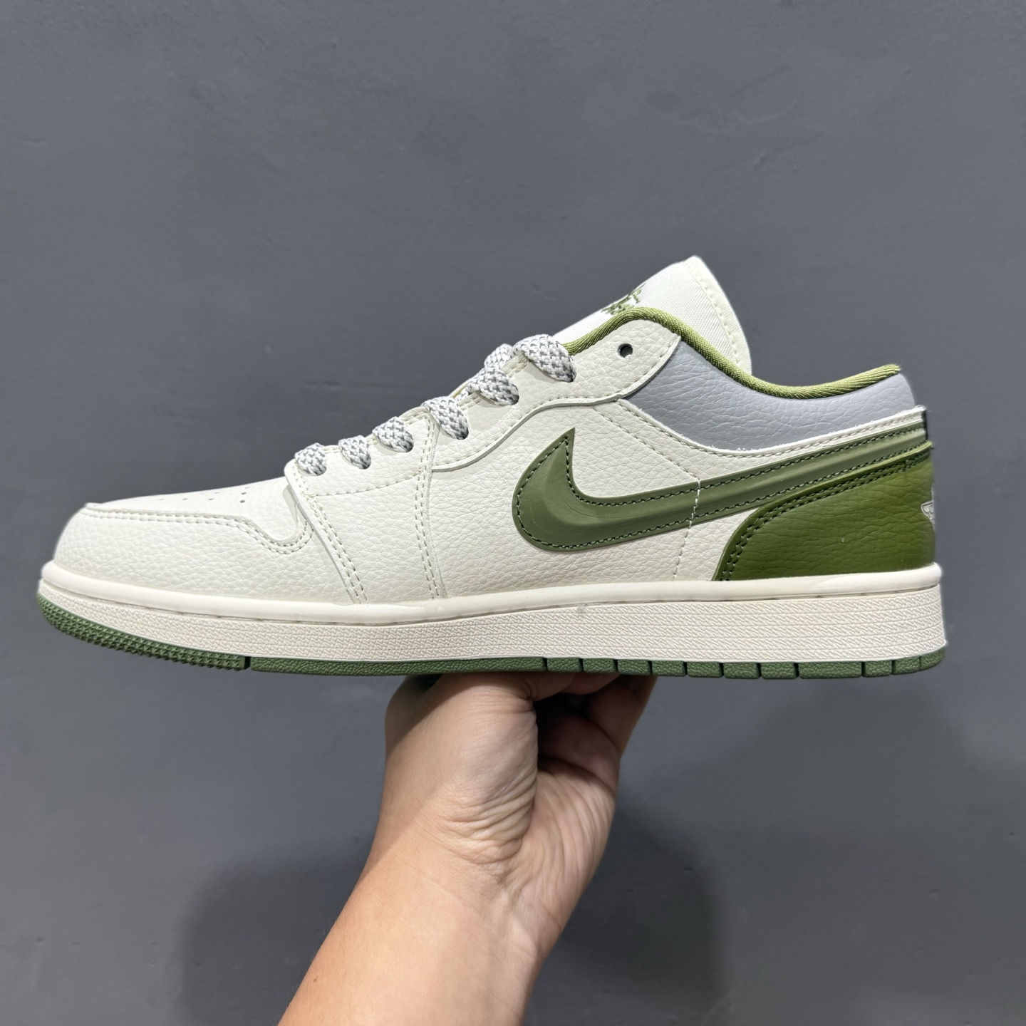280 独家实拍Air Jordan 1 Low AJ1 乔1 斯图西联名 米绿立体勾 高端定制 低帮复古篮球鞋 XS6086-558
