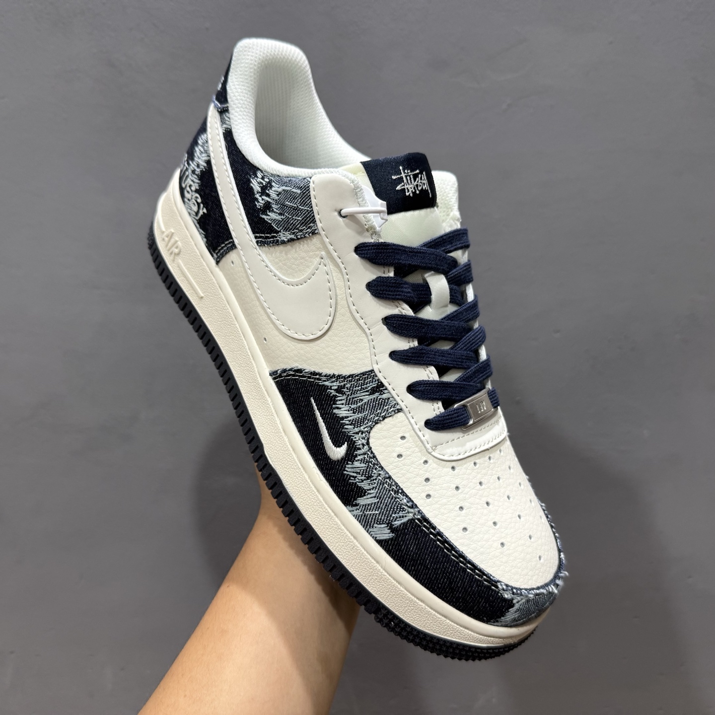 260 独家实拍Nike Air Force 1‘07 Low 斯图西联名 复古牛仔 空军一号低帮休闲板鞋 XS1958-578