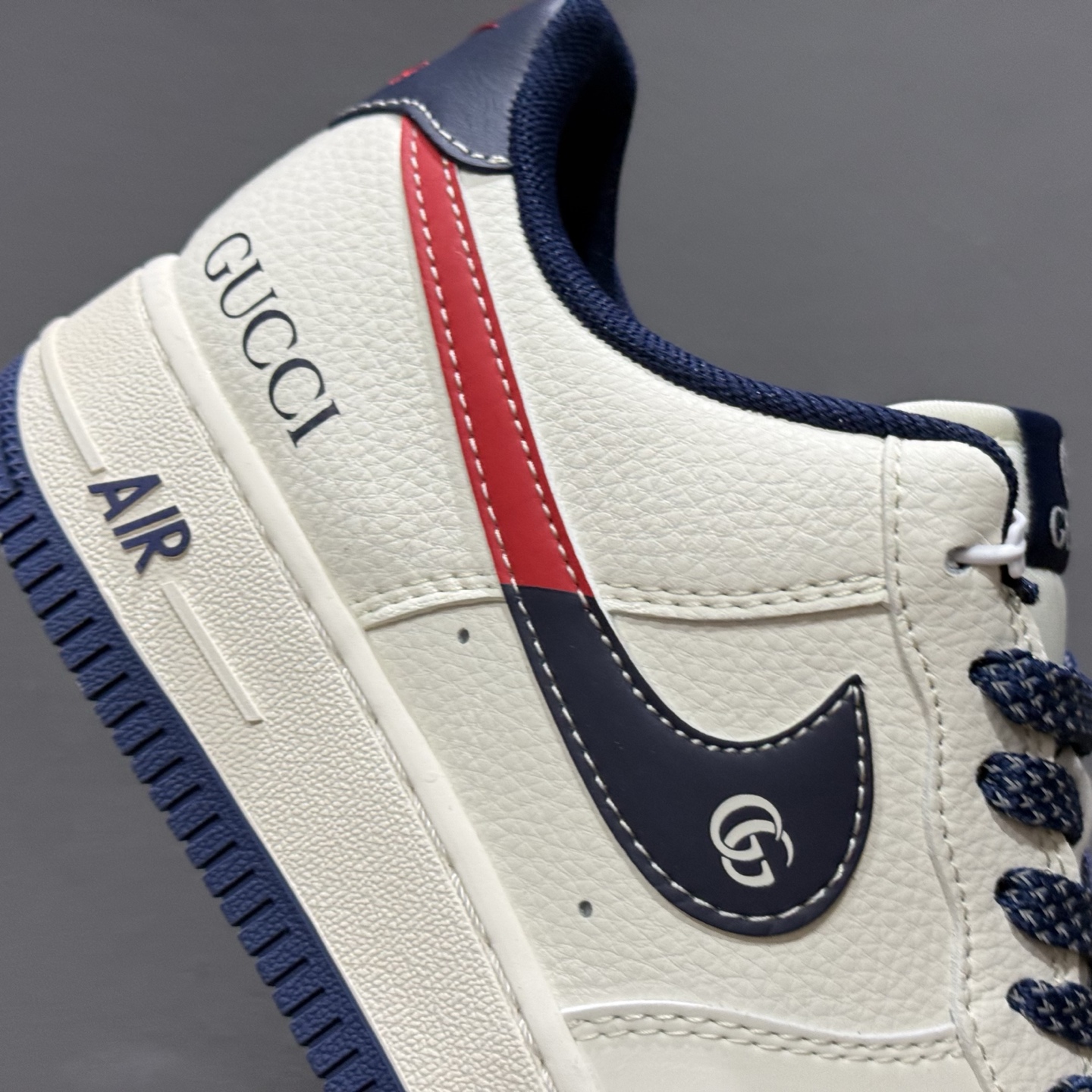 独家实拍Nike Air Force 1‘07 Low 古驰联名 蓝红双色勾 空军一号低帮休闲板鞋 JJ2508-713