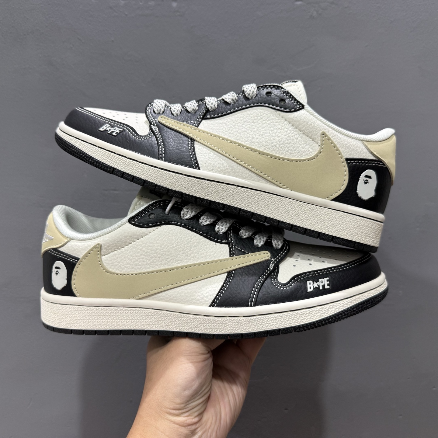 280 独家实拍Travis Scott x Fragment Design x Air Jordan 1 Low OG SP AJ1 Bape联名 白黑脚趾 低帮文化休闲板鞋 JJ2508-552