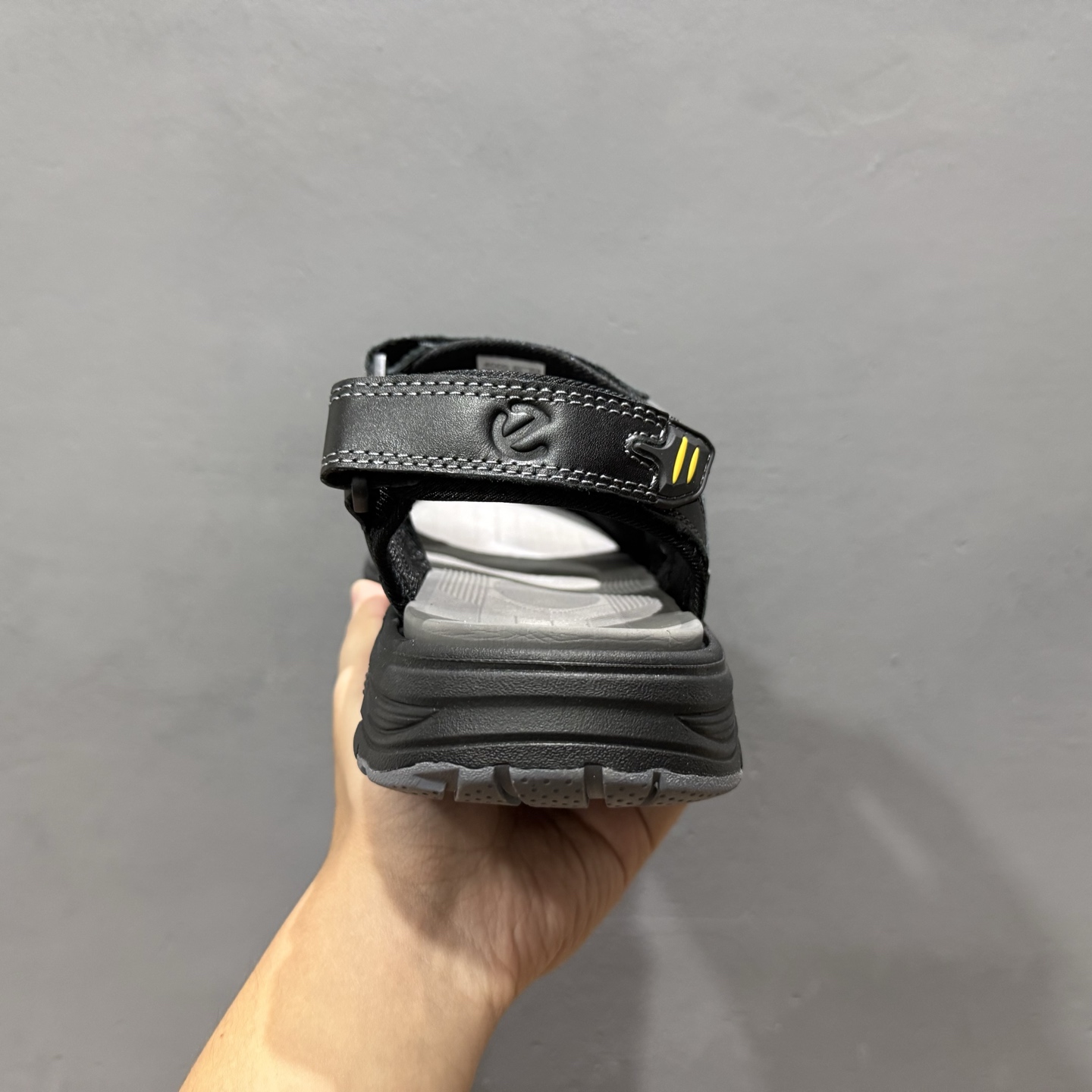 200 ECCO爱步运动凉鞋男款牛皮舒适沙滩凉鞋