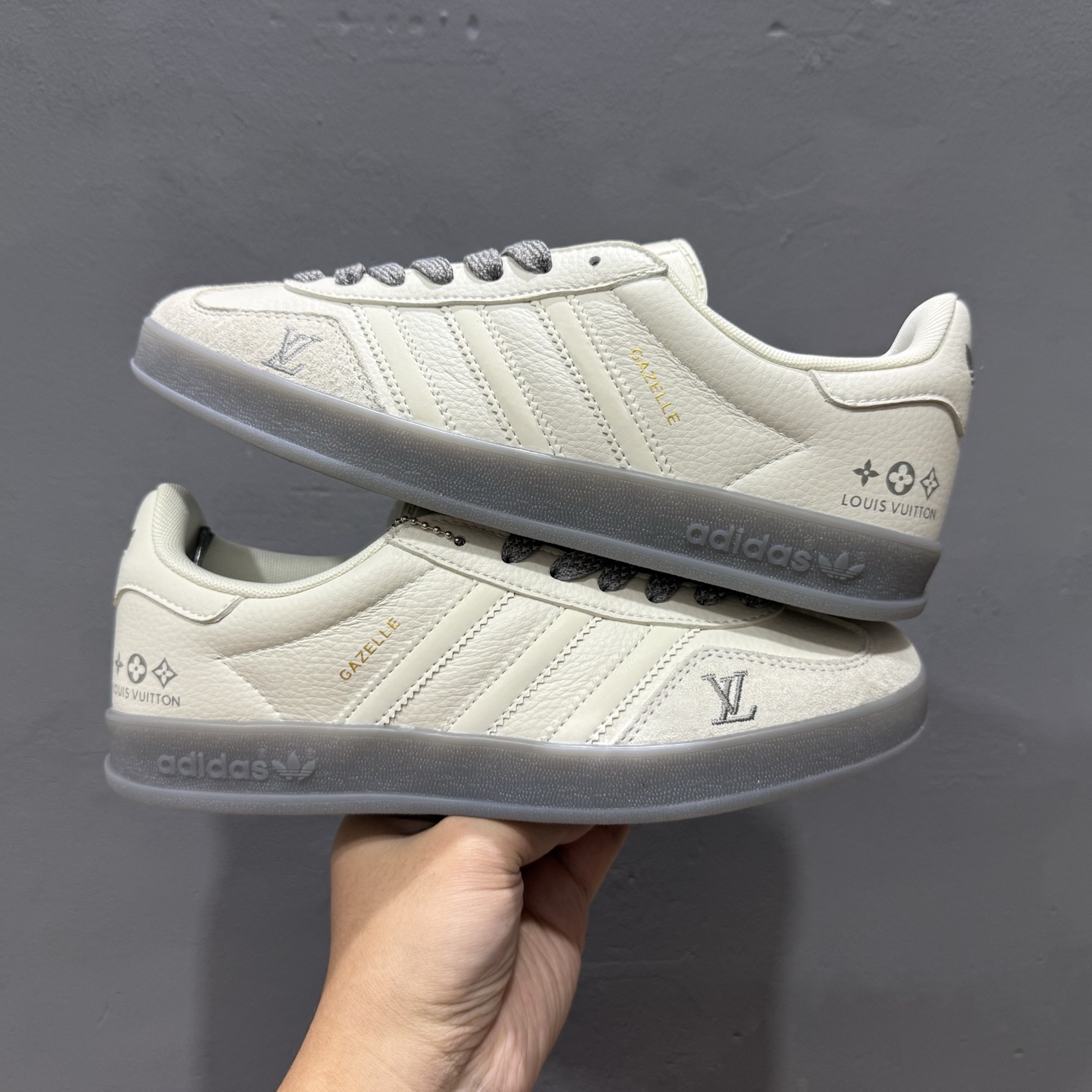 260 adidas originals GAZELLE INDOOR Indoor LV T头鞋 防滑耐磨轻便 低帮 板鞋 男女同款 白灰 DM1234-005