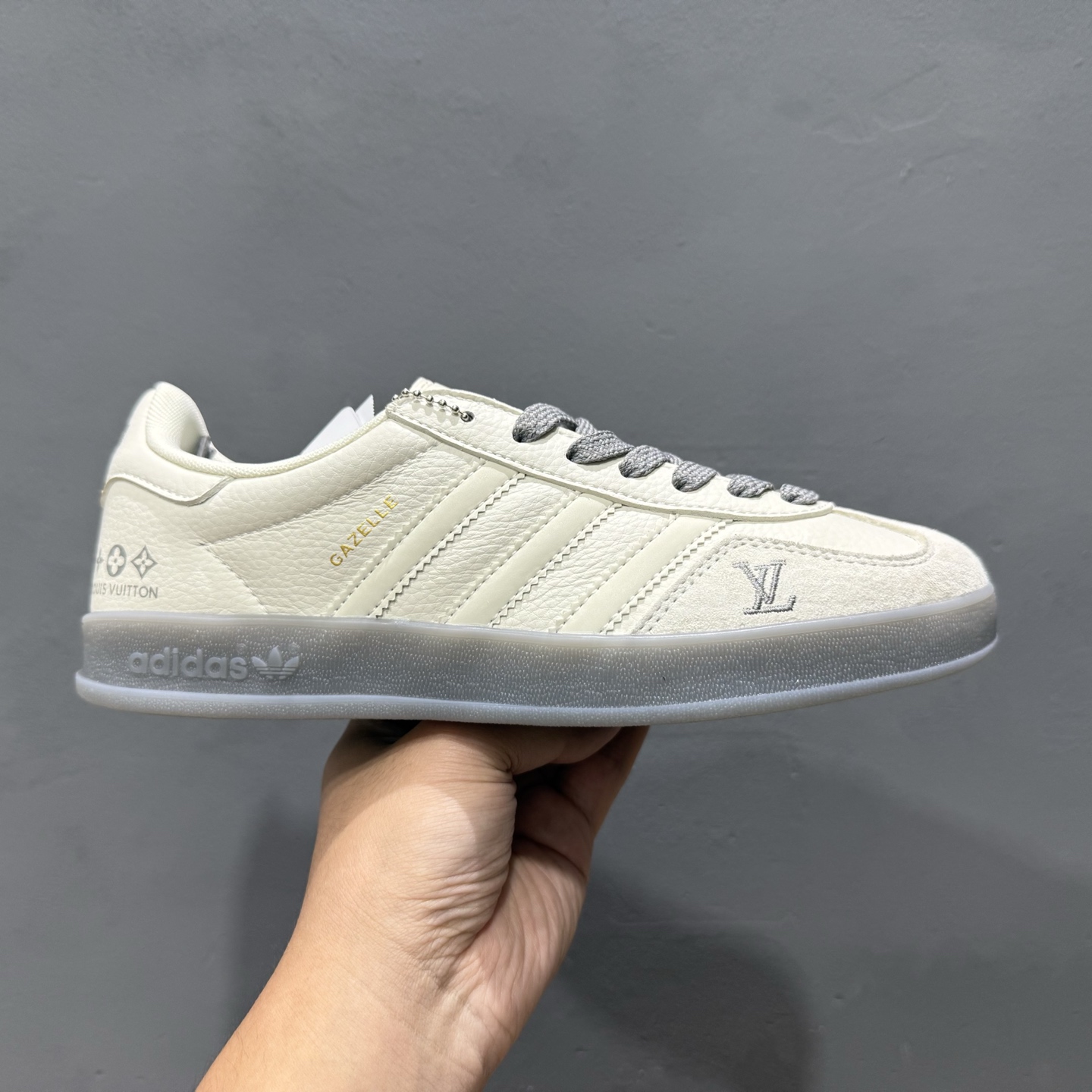 260 adidas originals GAZELLE INDOOR Indoor LV T头鞋 防滑耐磨轻便 低帮 板鞋 男女同款 白灰 DM1234-005