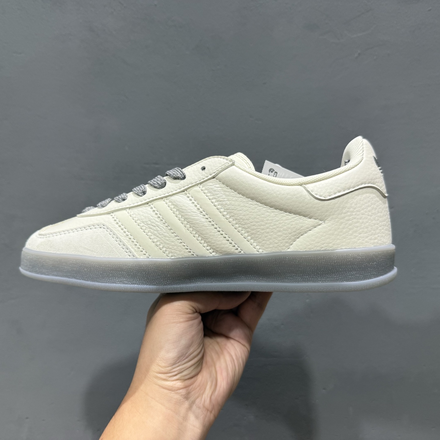 260 adidas originals GAZELLE INDOOR Indoor LV T头鞋 防滑耐磨轻便 低帮 板鞋 男女同款 白灰 DM1234-005