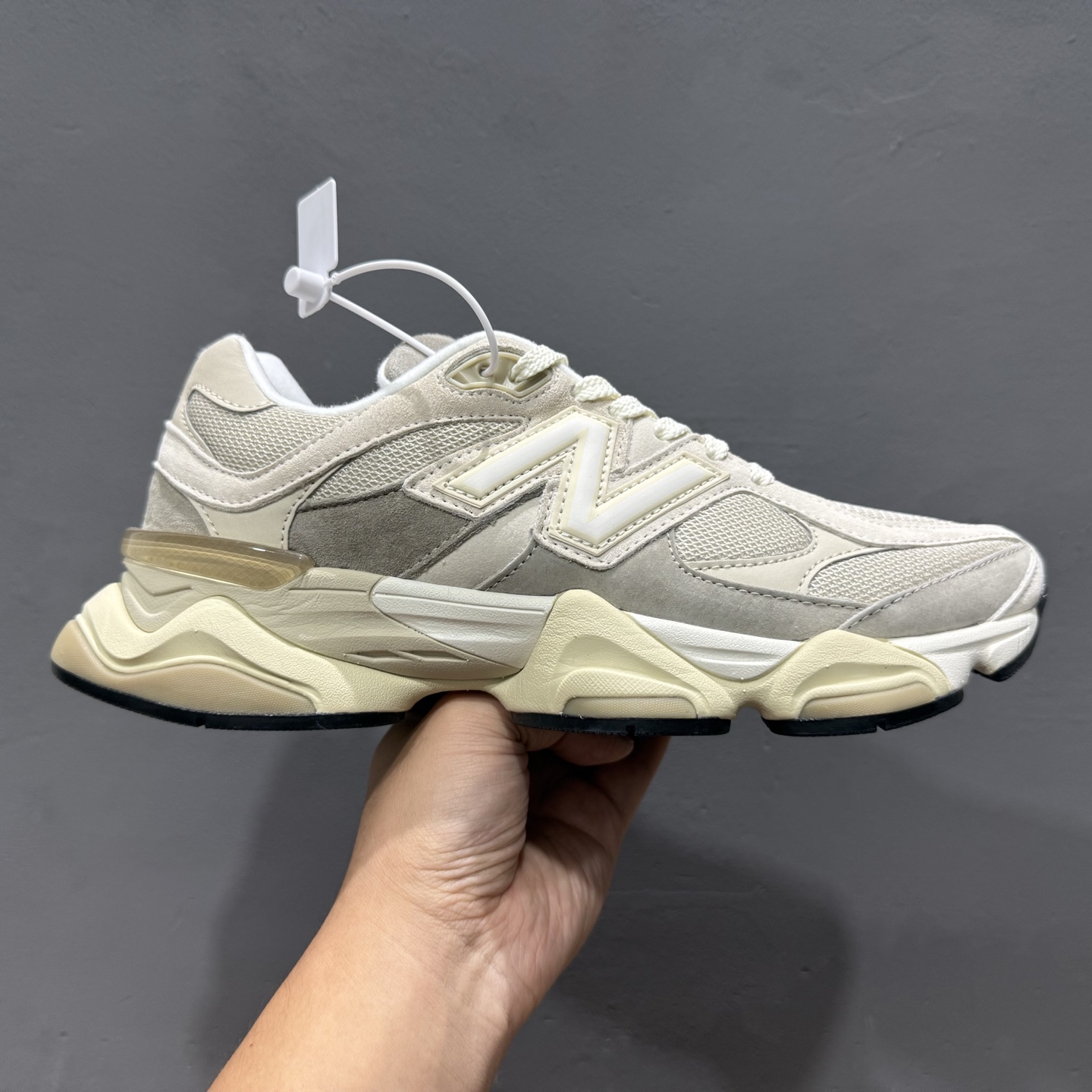 ￥240 纯原 Joe Freshgoods x New Balance NB9060 联名款 复古休闲运动慢跑鞋 U9060JBC