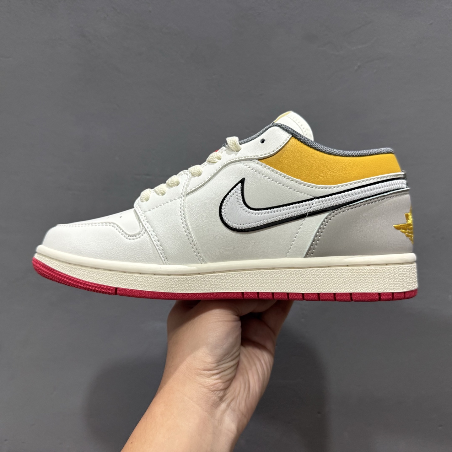 200 Air Jordan 1 Low AJ1 乔1低帮休闲板鞋 帆白鸳鸯钩 HV4511-133