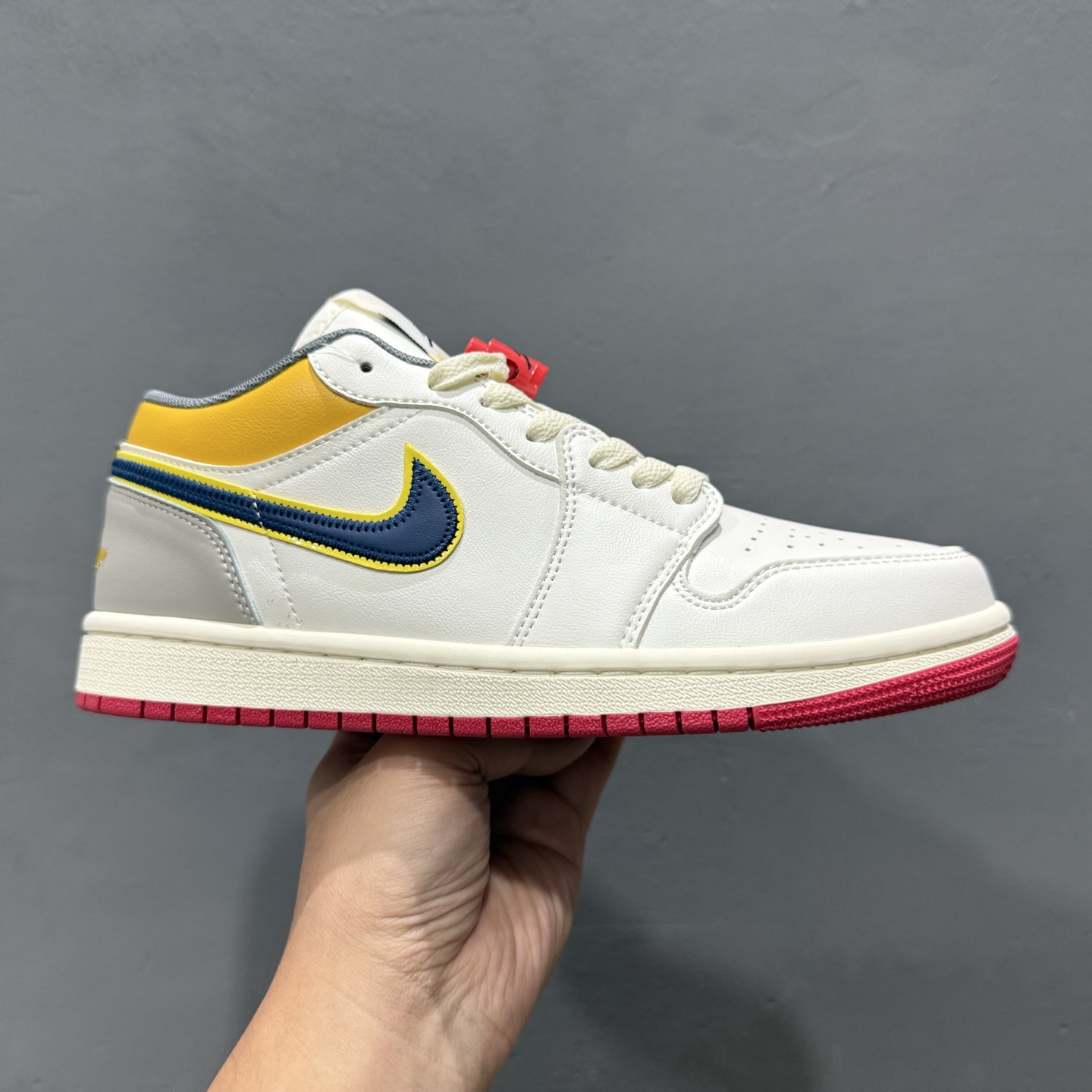 200 Air Jordan 1 Low AJ1 乔1低帮休闲板鞋 帆白鸳鸯钩 HV4511-133