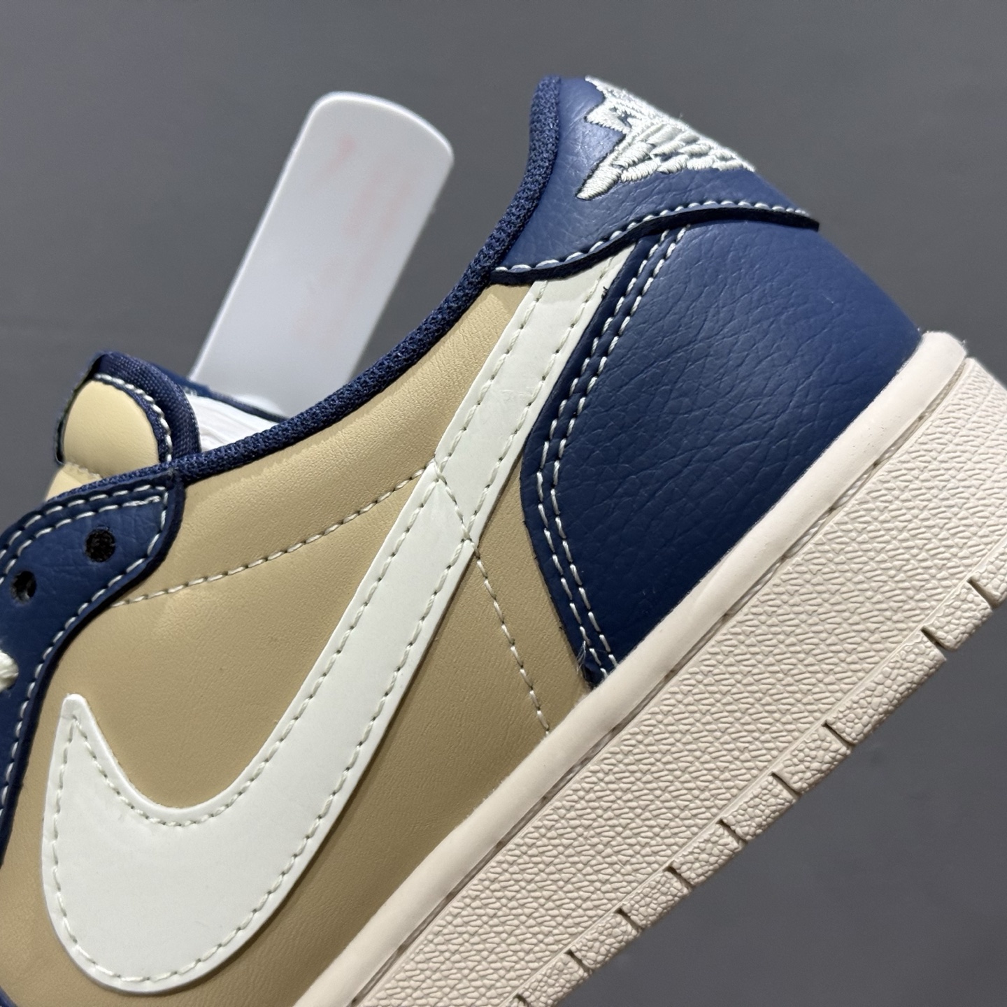 独家实拍Fragment x Travis Scott x GIVENCH Air Jordan 1 Low 三方联名倒钩 QY0568-952