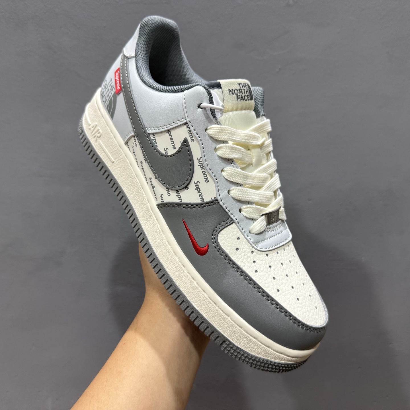 260 Nike Air Force 1'07 北面 联名 灰白 JJ2508-715