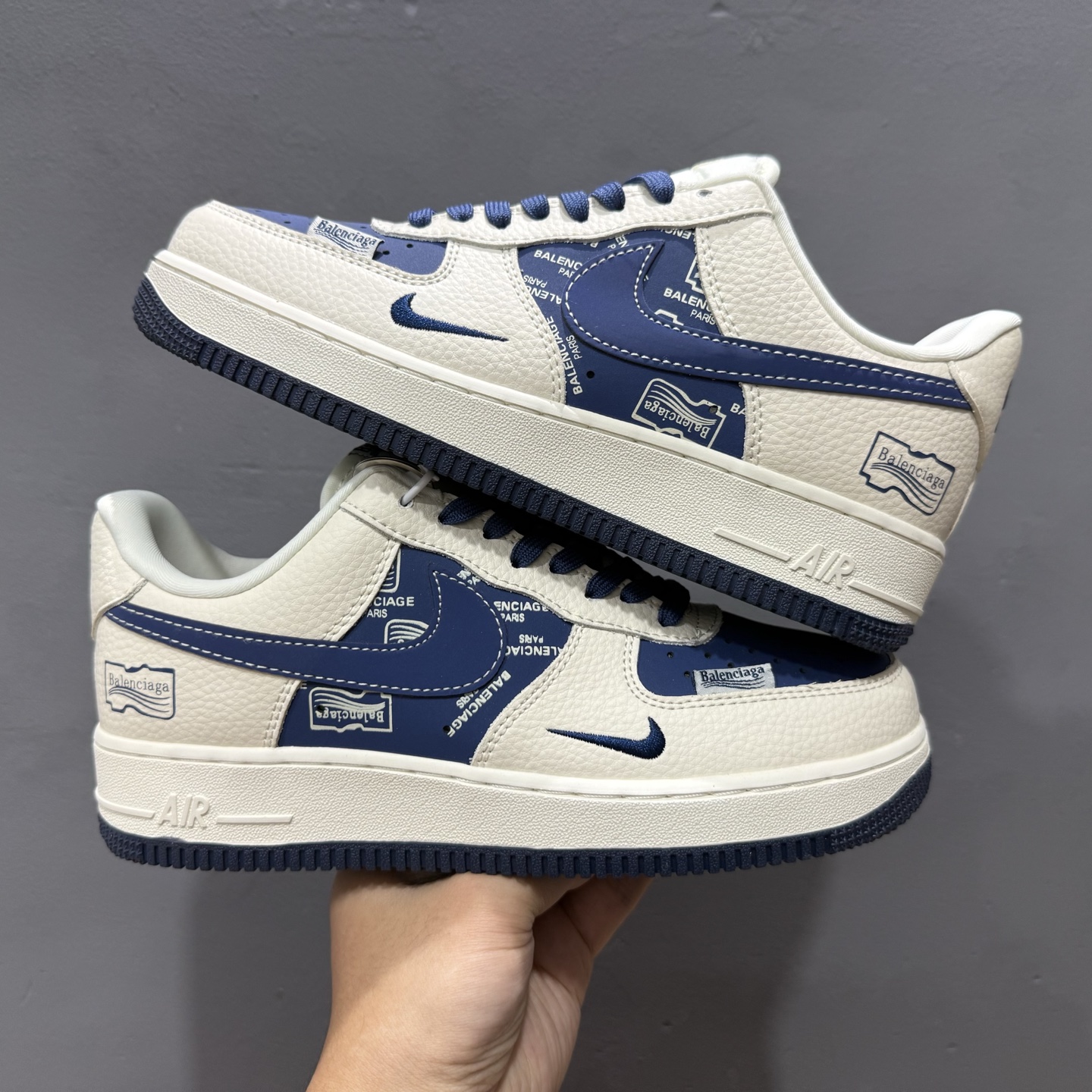 260 Nike Air Force 1'07 巴黎世家 联名 白蓝 DF0188-062