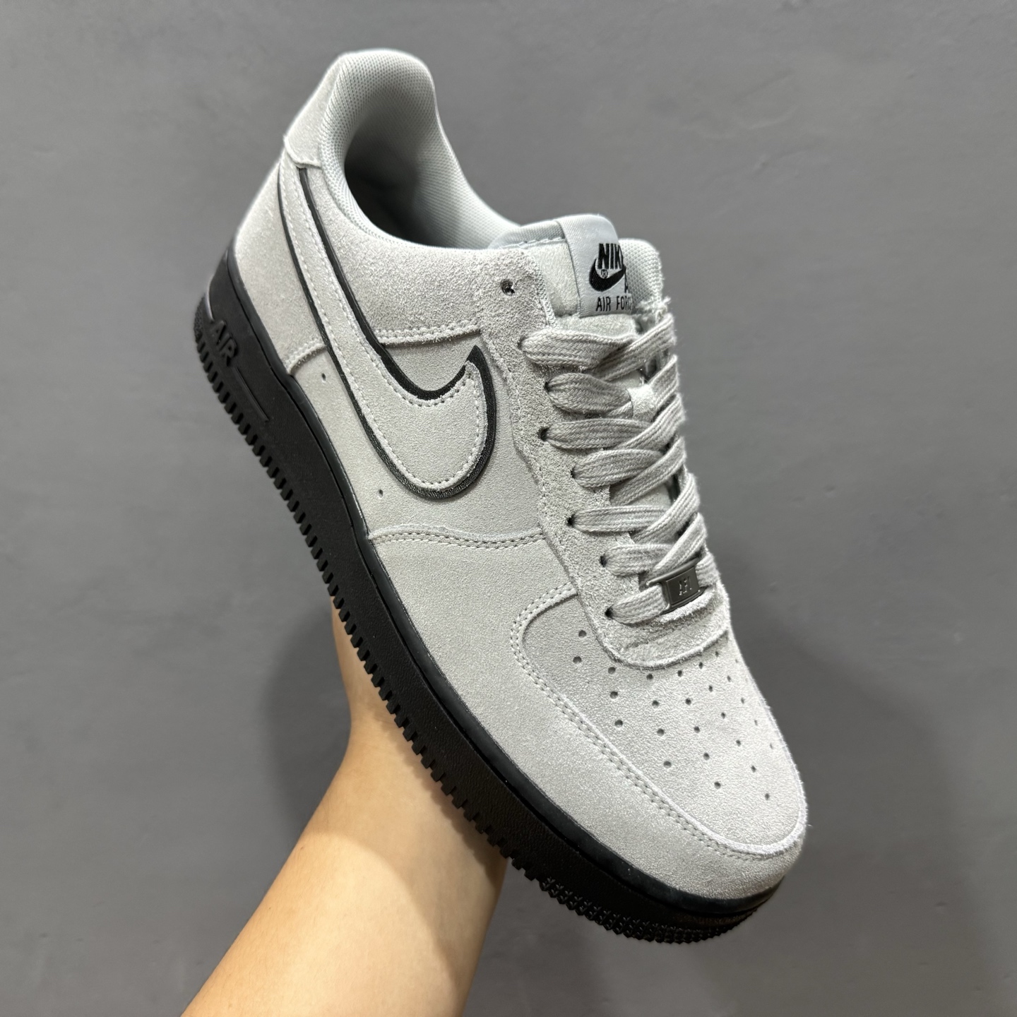 200 Nike Air Force 1 Low 灰色 HQ1966-001