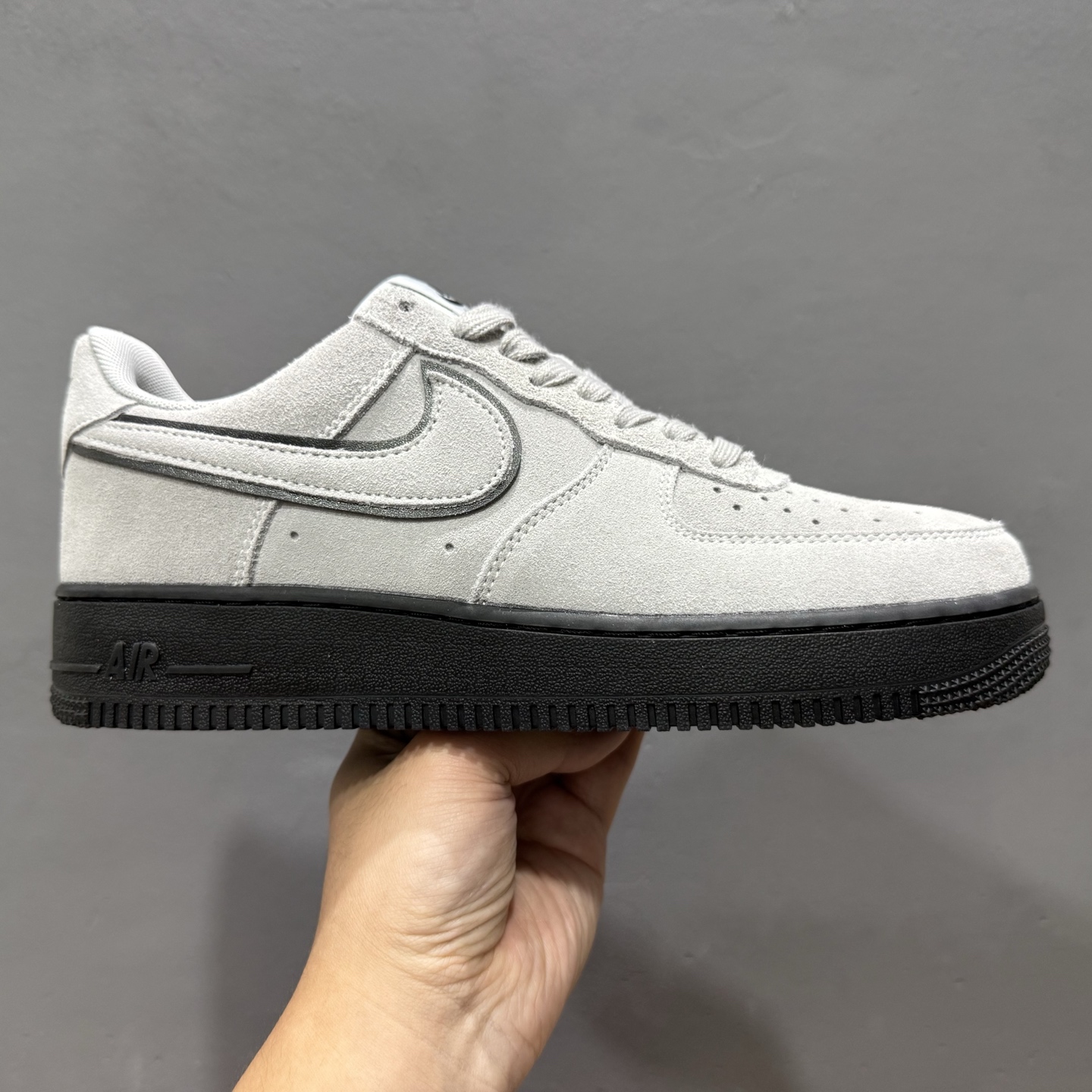 200 Nike Air Force 1 Low 灰色 HQ1966-001