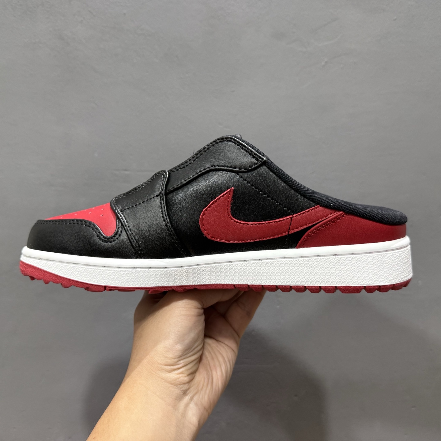 Air Jordan 1 Mule 黑红 官方同步 AJ系列穆勒一脚蹬半拖 FJ1214-001