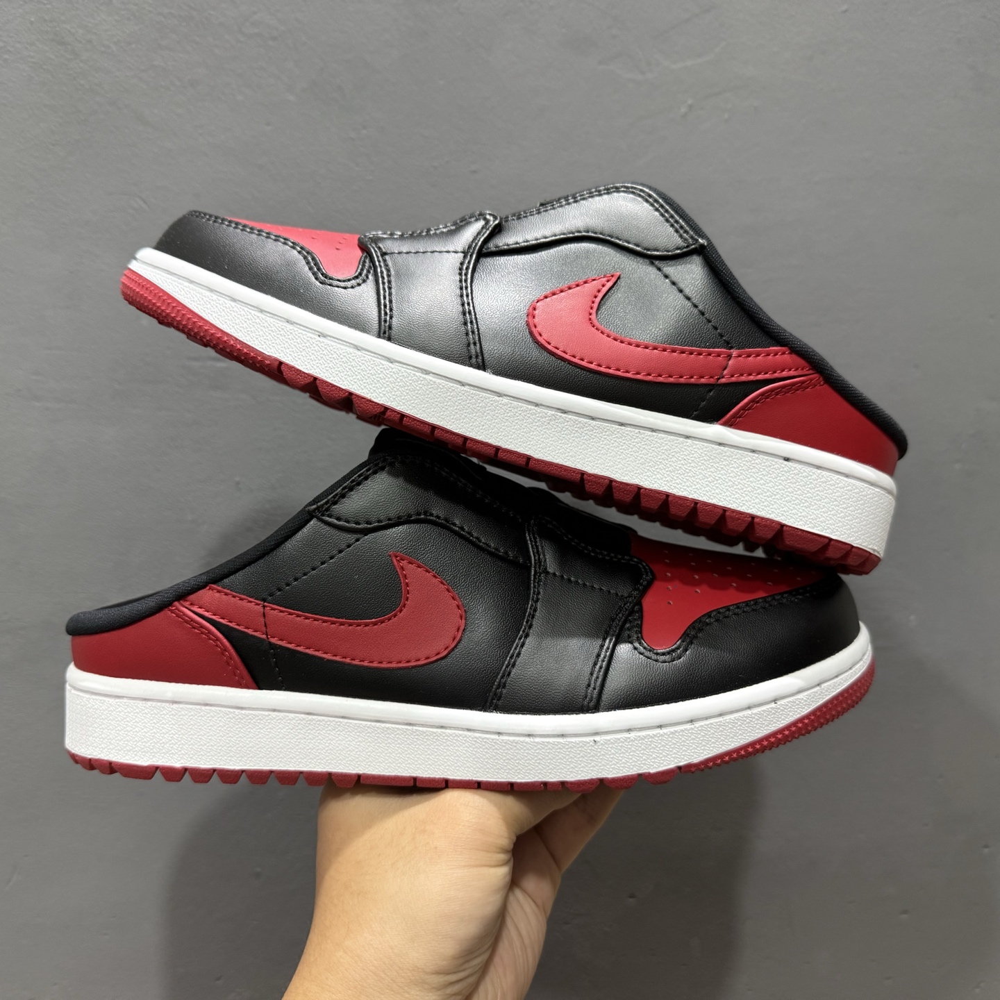 Air Jordan 1 Mule 黑红 官方同步 AJ系列穆勒一脚蹬半拖 FJ1214-001