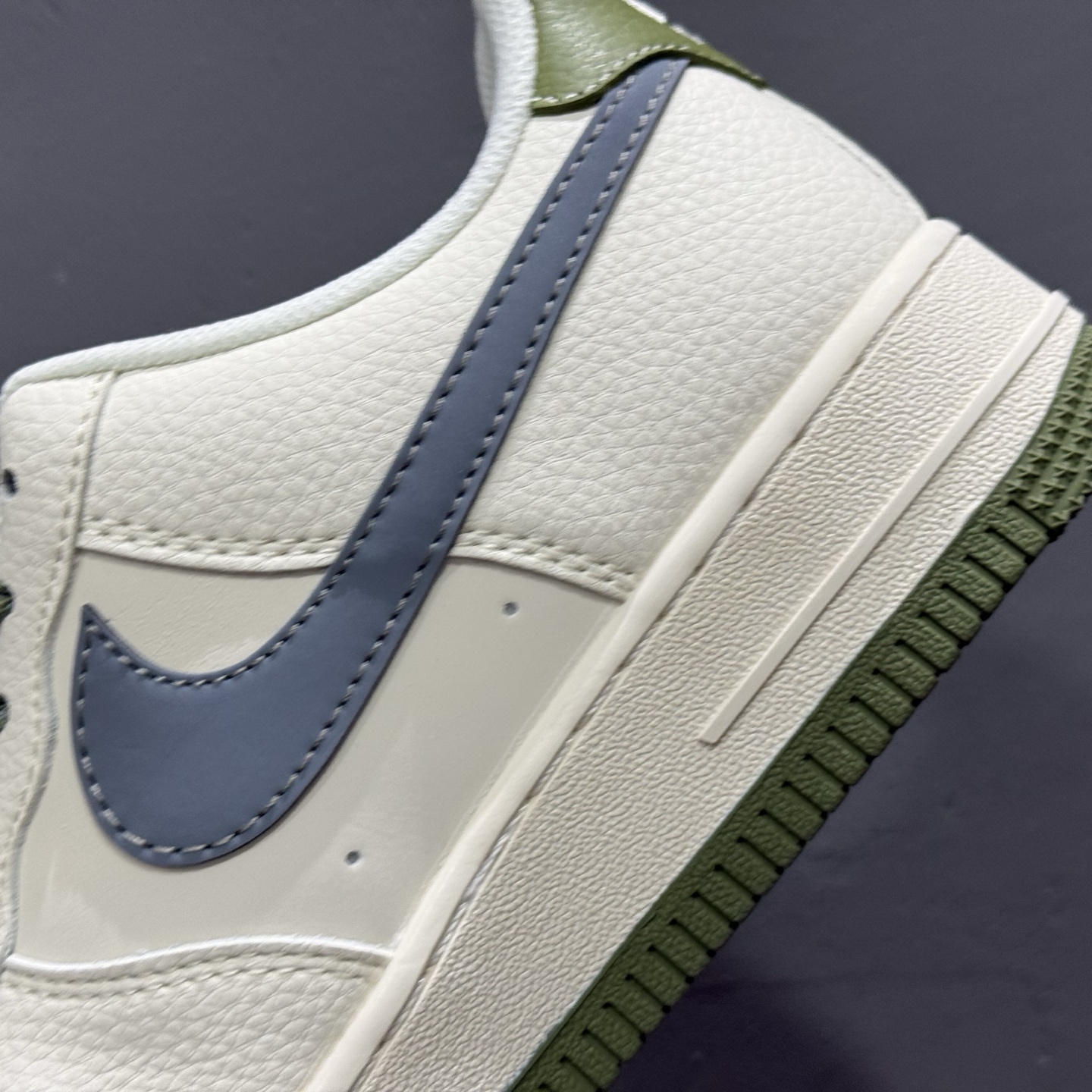 260 NIke Air Force 1 ‘07 Low “古驰联名——绿灰花纹”空军一号 低帮 XS1958-563