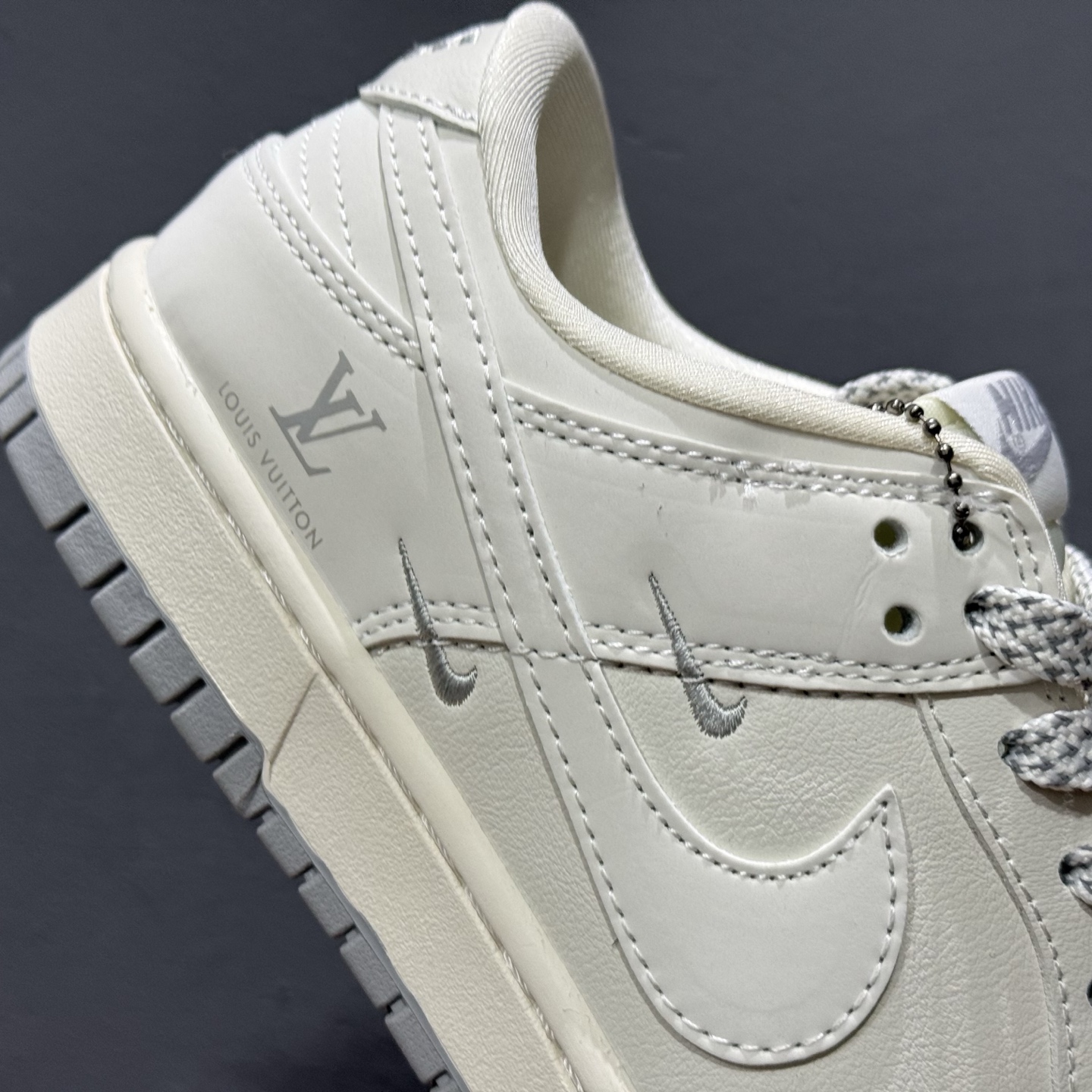 280 Louis Vuitton x Nike Dunk Low 百搭米灰 XX3168-180