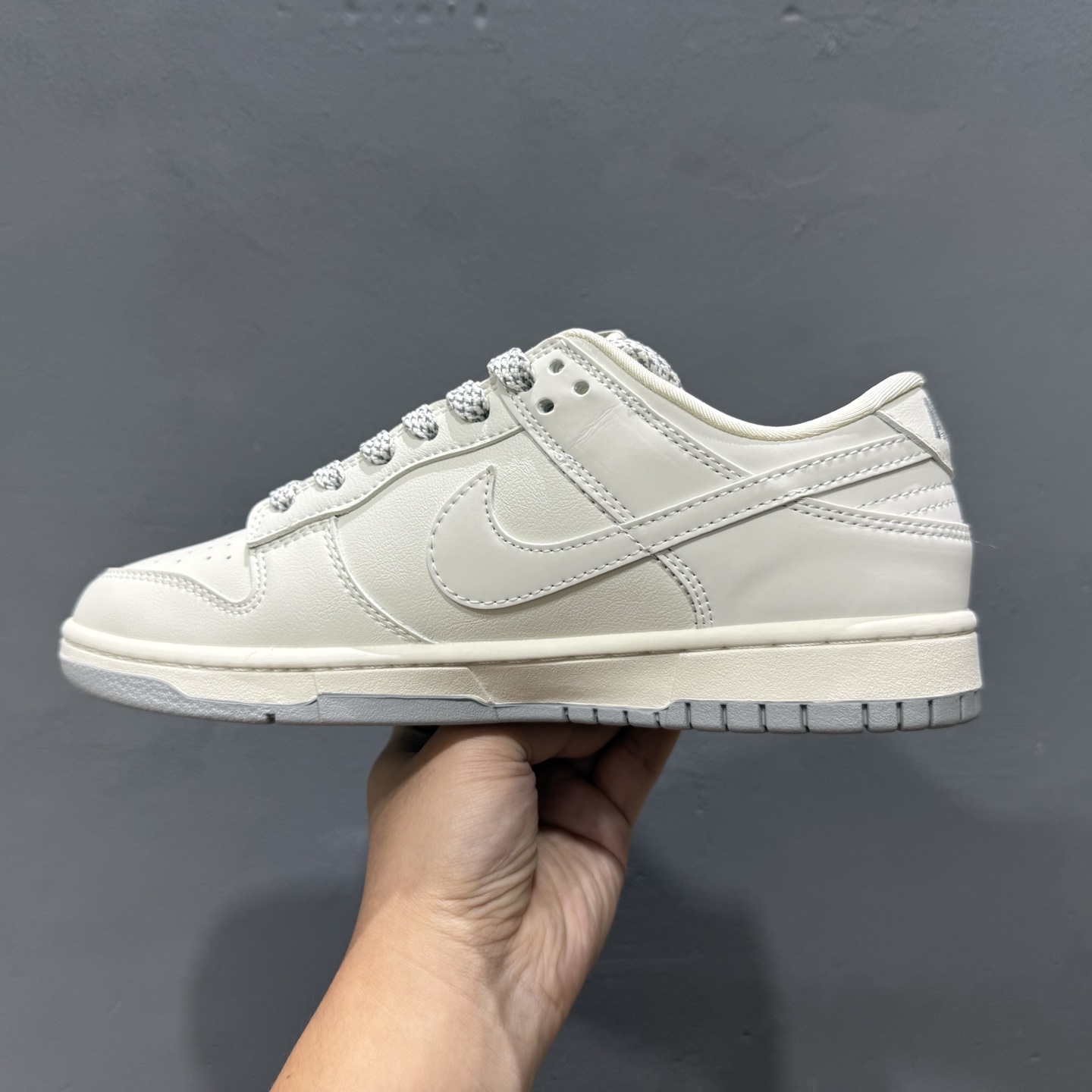280 Louis Vuitton x Nike Dunk Low 百搭米灰 XX3168-180
