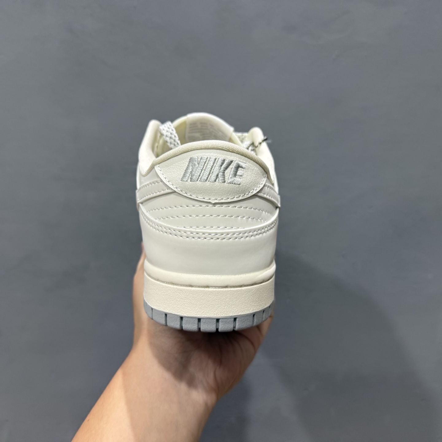 280 Louis Vuitton x Nike Dunk Low 百搭米灰 XX3168-180