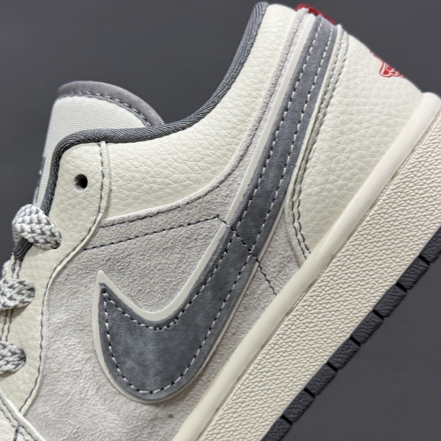 280 Stussy x Air Jordan 1 癸己红标 YX5066-315