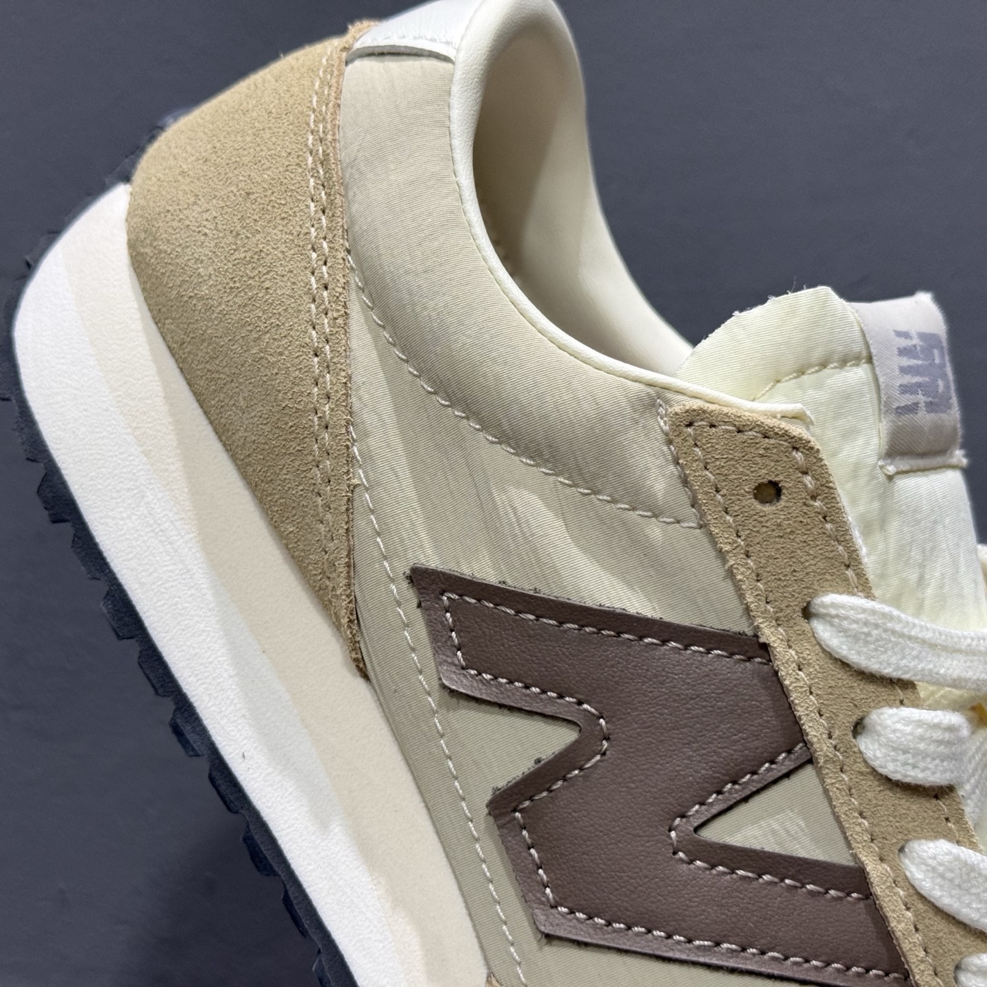 180 New Balance NB471 充正品质 经典复古时髦 休闲跑步鞋 U471AI