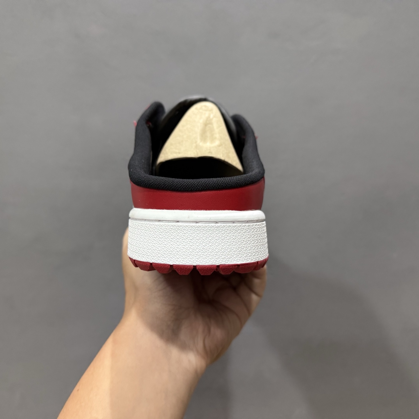 200 Air Jordan 1 Mule 黑红 官方同步 AJ系列穆勒一脚蹬半拖 FJ1214-101