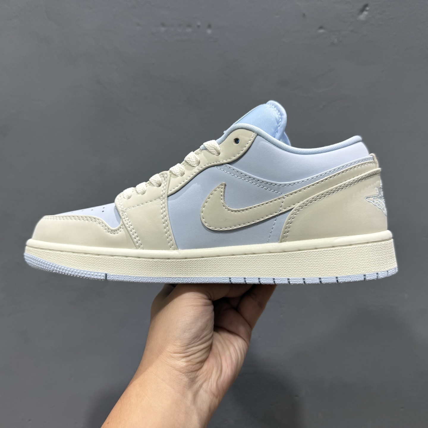 220 Air Jordan 1 Low 蓝白 AJ1乔1低帮休闲板鞋 HJ5999-407