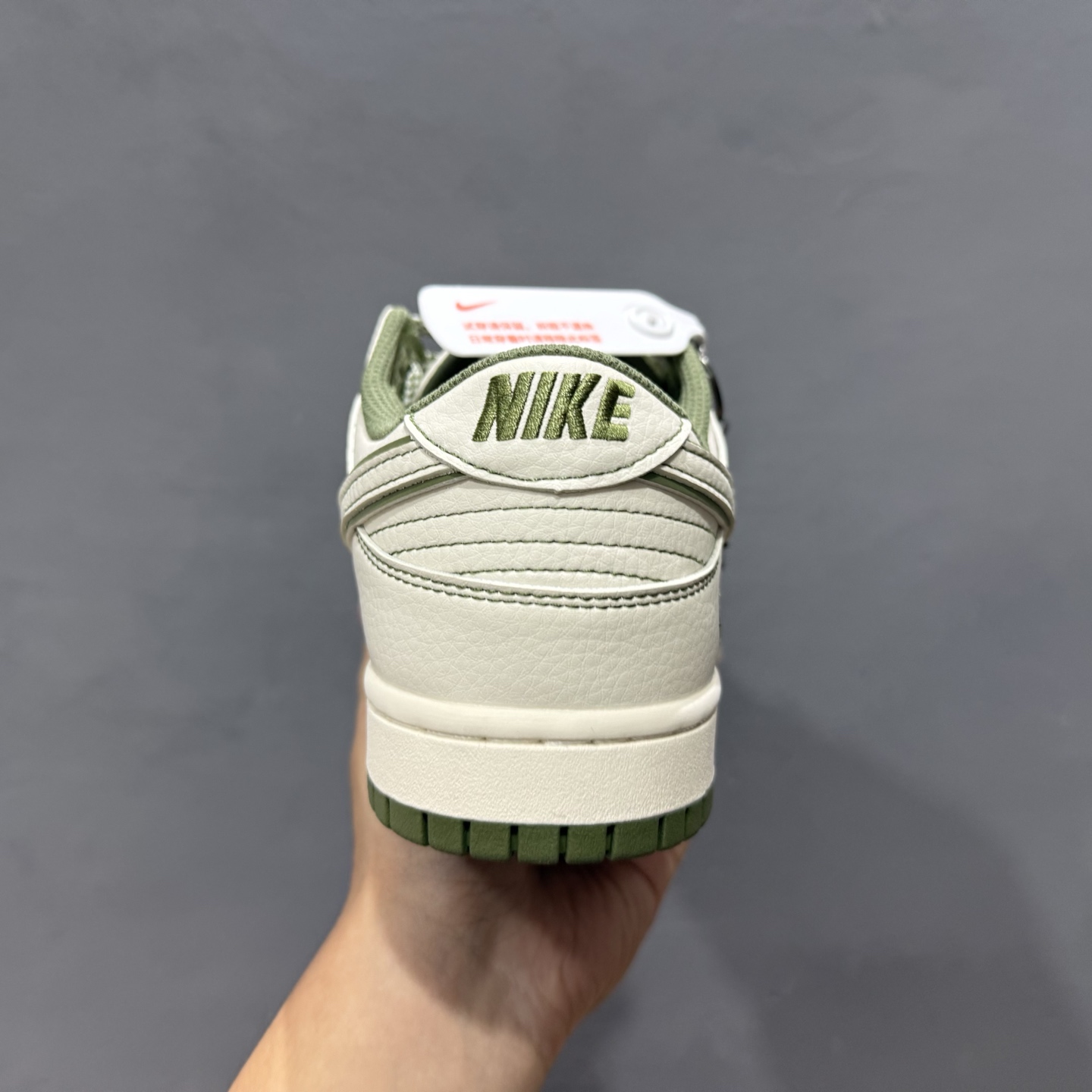 220 Nike SB Dunk Low 斯图西联名 BB1818-102