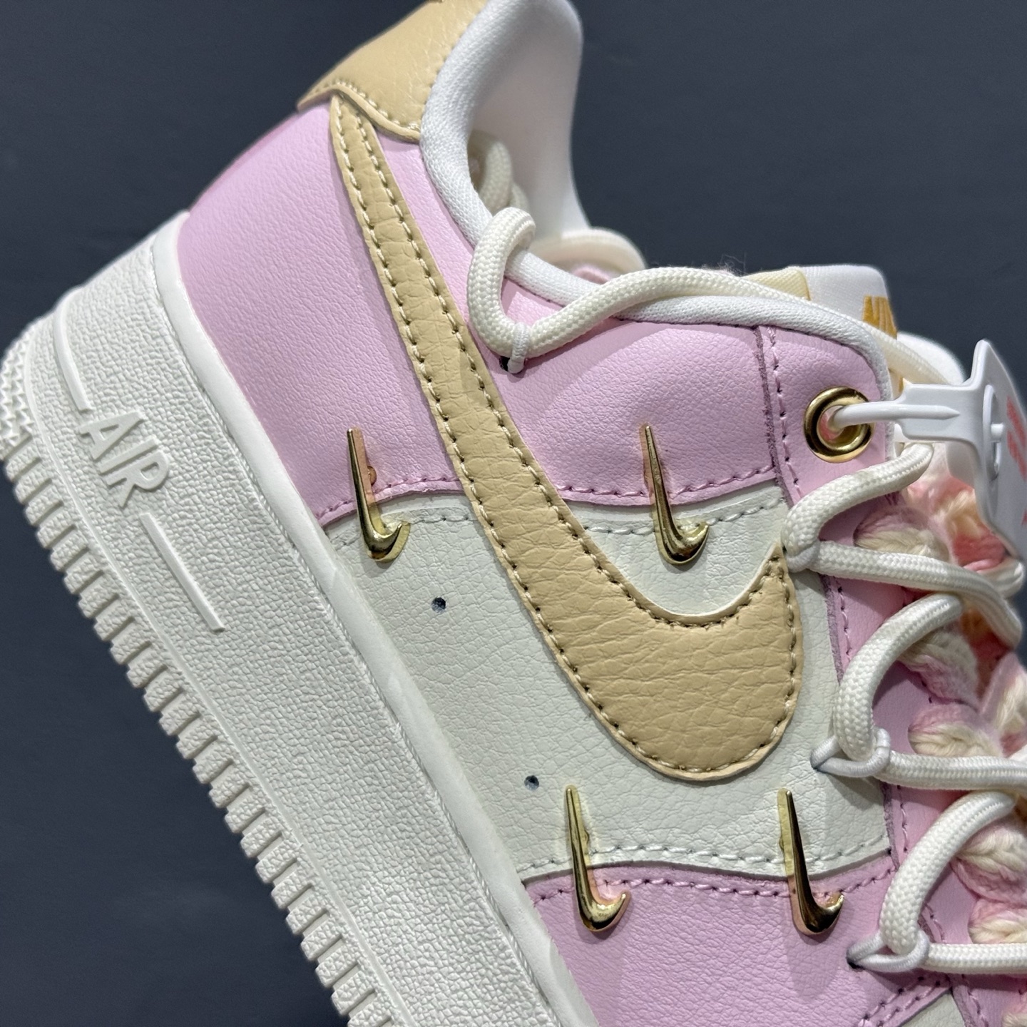 Nike Air Force 1'07 Low 粉糖蜜语 空军一号低帮休闲板鞋 ZB2574-600