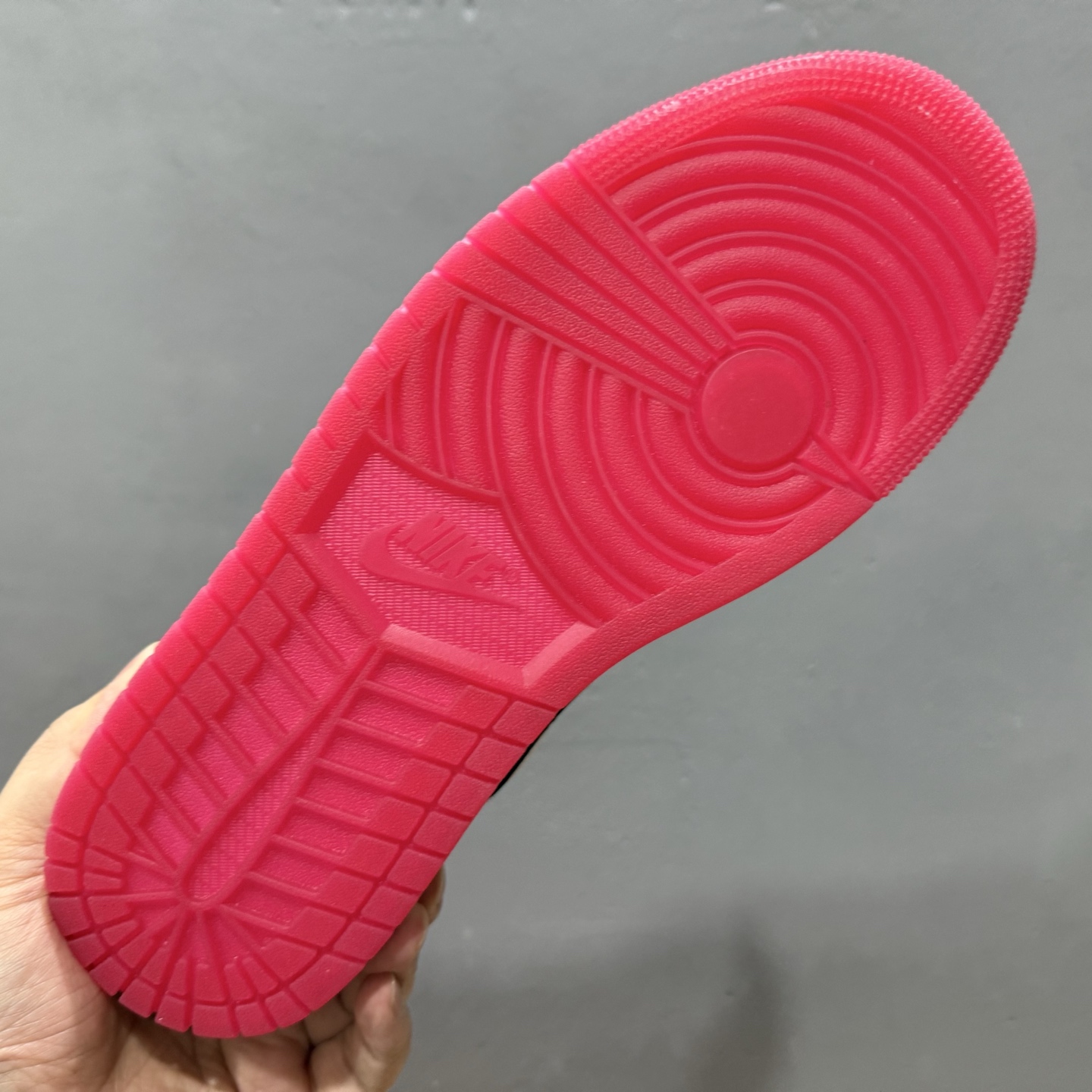 240 过验版本Air Jordan 1 Low ”White Black Gym Red” AJ1 乔1黑脚趾2.0 低帮文化休闲板鞋 IB8971-106