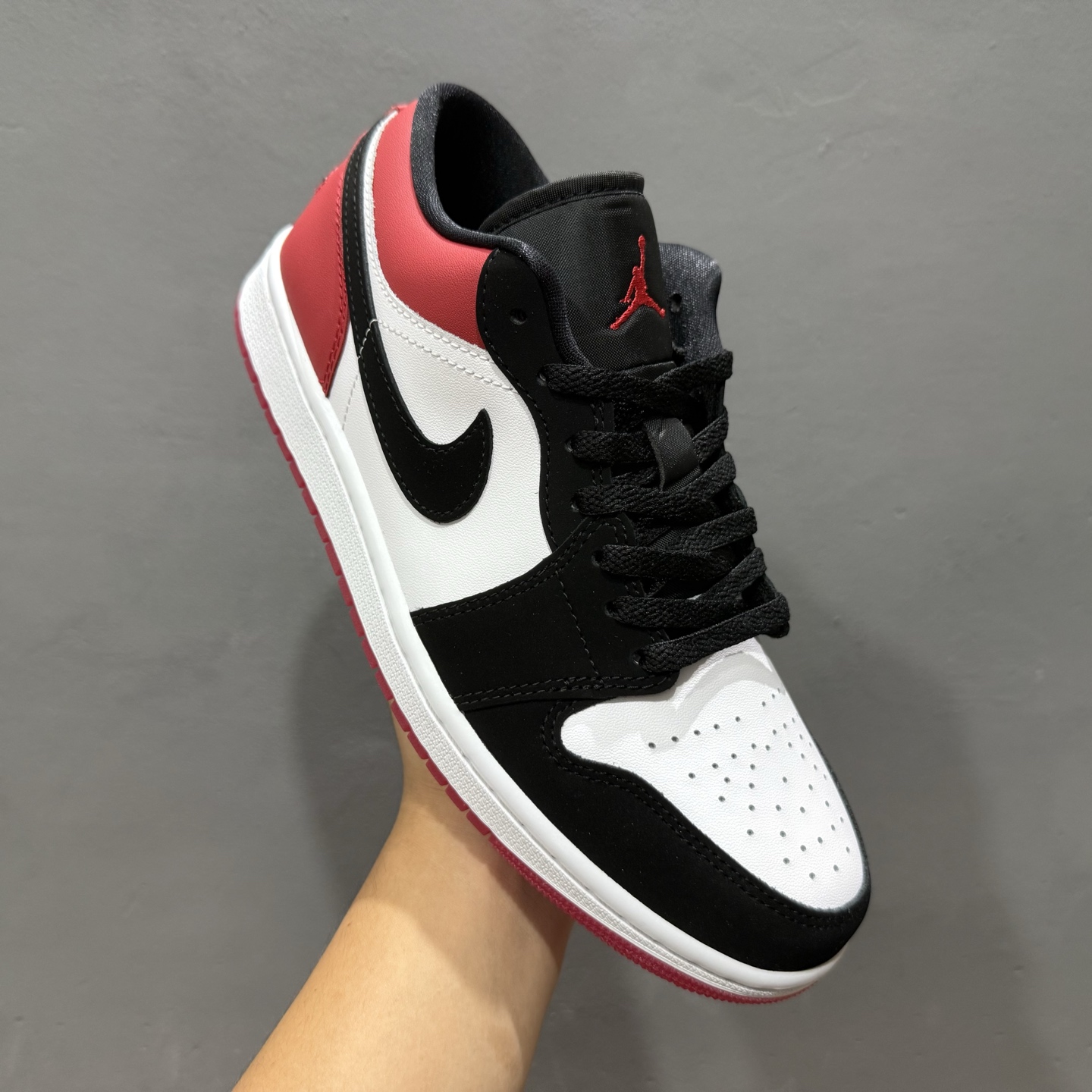 240 过验版本Air Jordan 1 Low ”White Black Gym Red” AJ1 乔1黑脚趾2.0 低帮文化休闲板鞋 IB8971-106