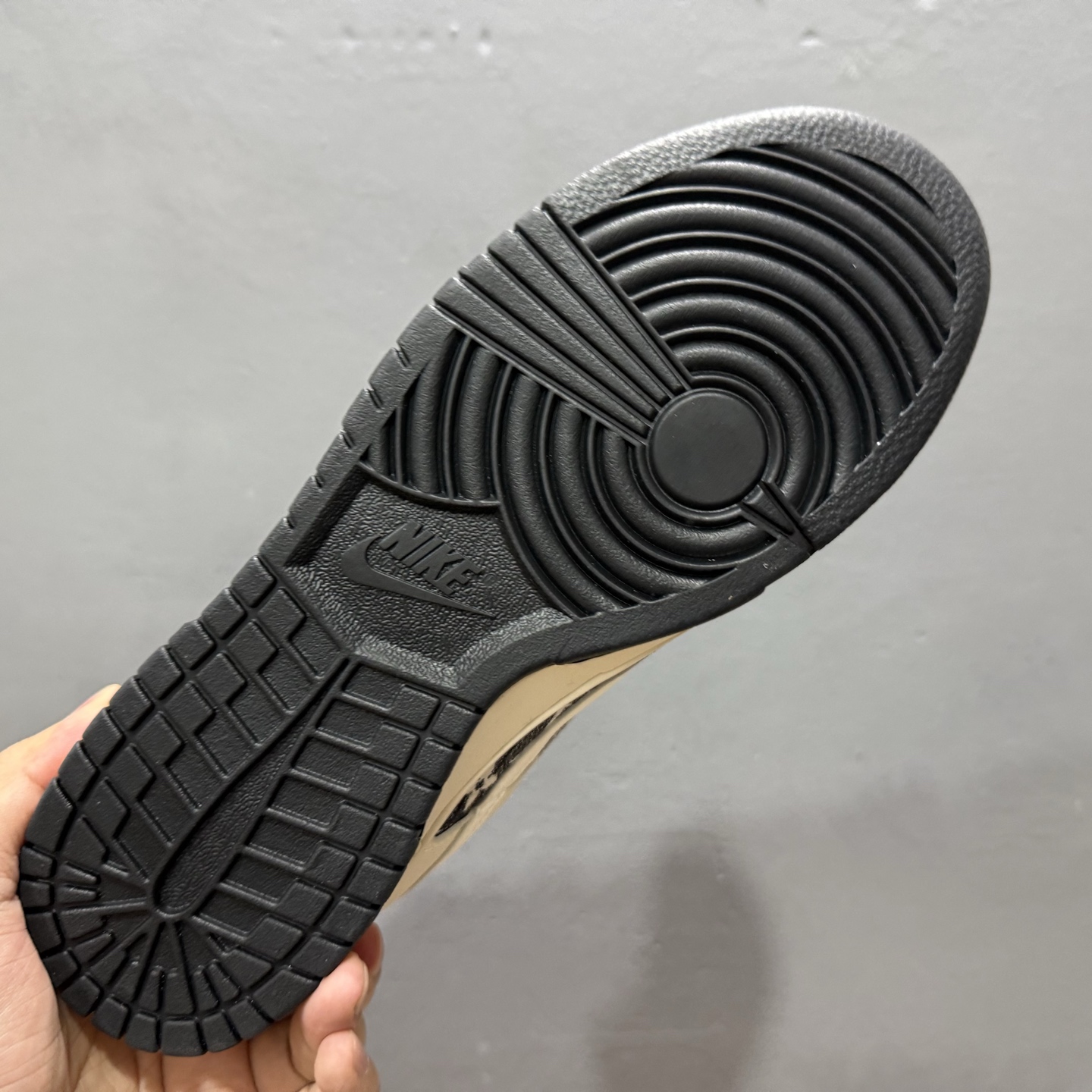 280 Nike SB Dunk Low LV联名 黑白织布白勾 周年高端定制 低帮休闲板鞋 FC1688-229