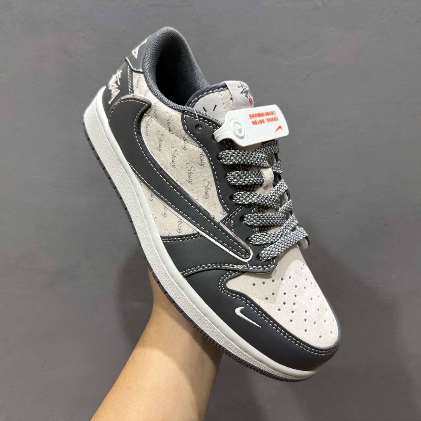 Travis Scott x Nike Air Jordan 1 Low x Stussy Air Jordan 1 Low 反转米灰小钩满天星倒钩 XZ3398-003
