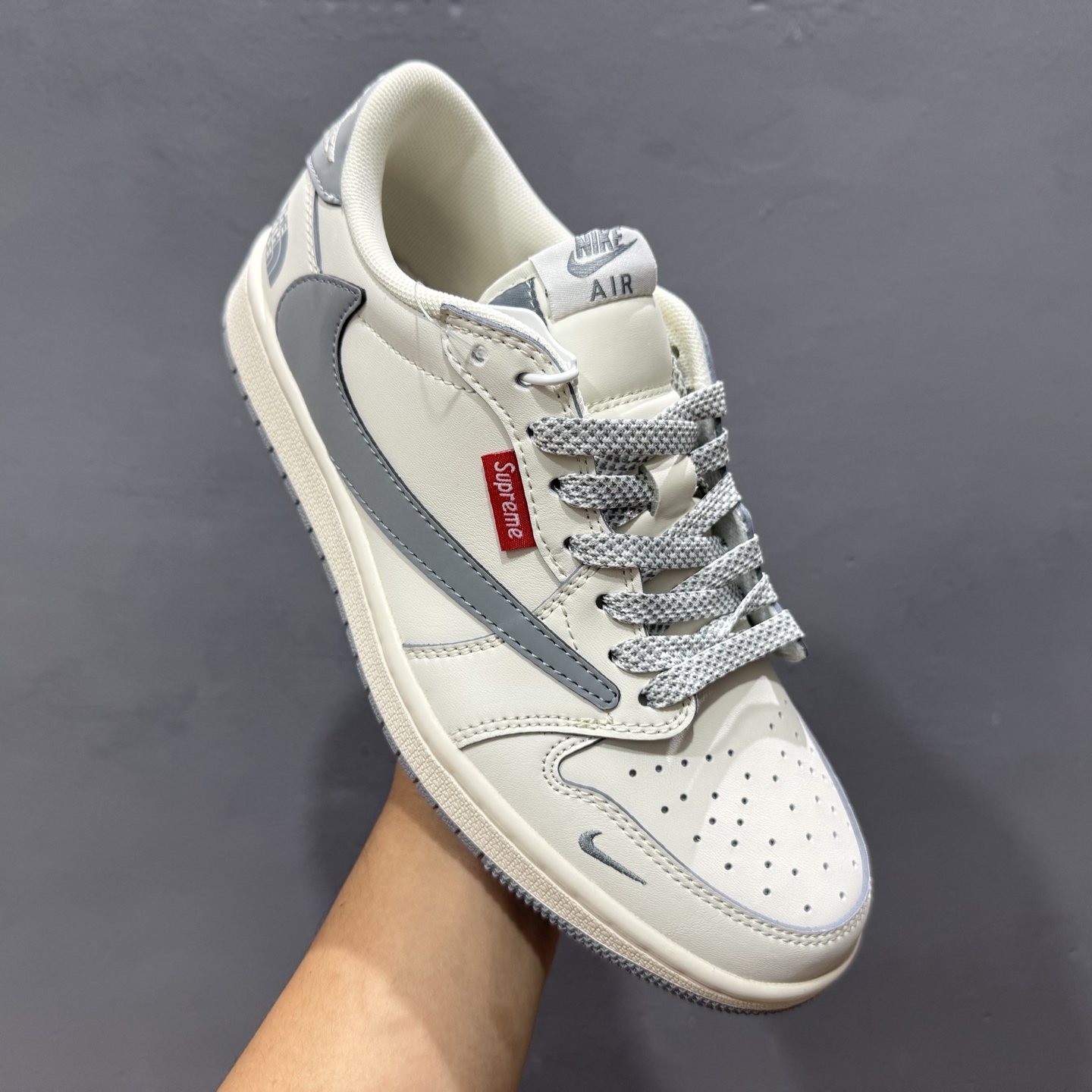 220 Fragment x Travis Scott x 北面 Air Jordan 1 Low 三方联名倒钩 XZ5158-002