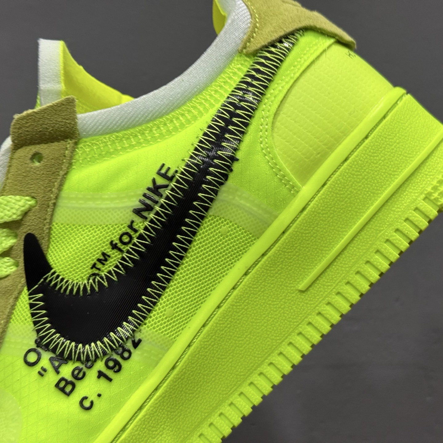 ￥220 Off White x Nk Air Force 1 Low OW 联名透明黄 AO4606-700