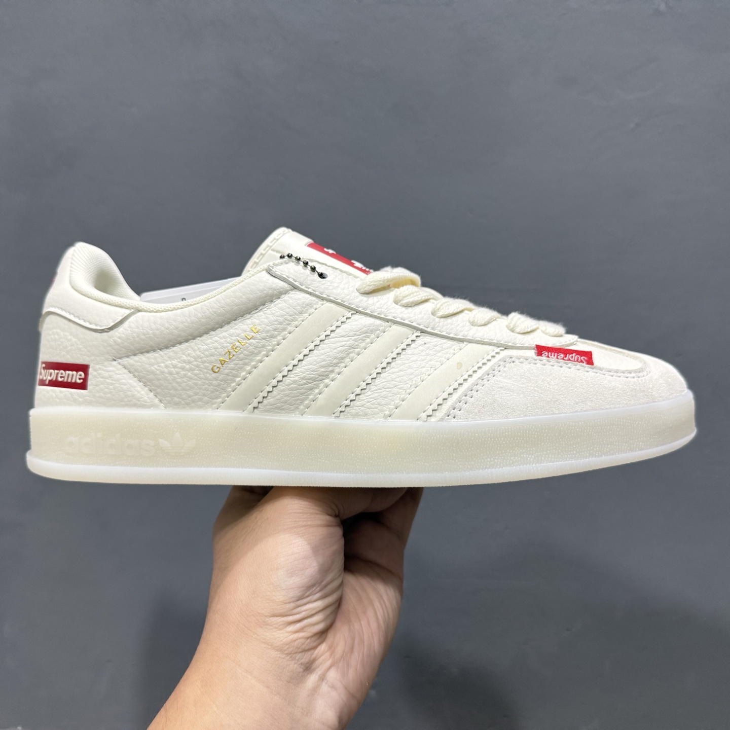 260 adidas originals GAZELLE INDOOR Indoor LV T头鞋 sup联名 防滑耐磨轻便 低帮 DM1234-007