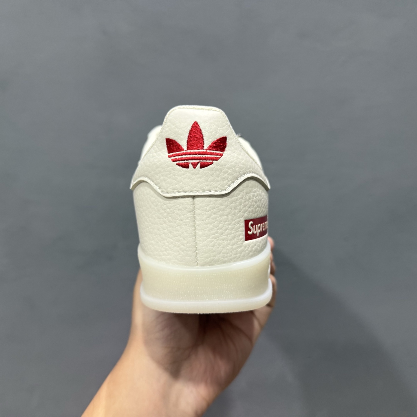 260 adidas originals GAZELLE INDOOR Indoor LV T头鞋 sup联名 防滑耐磨轻便 低帮 DM1234-007