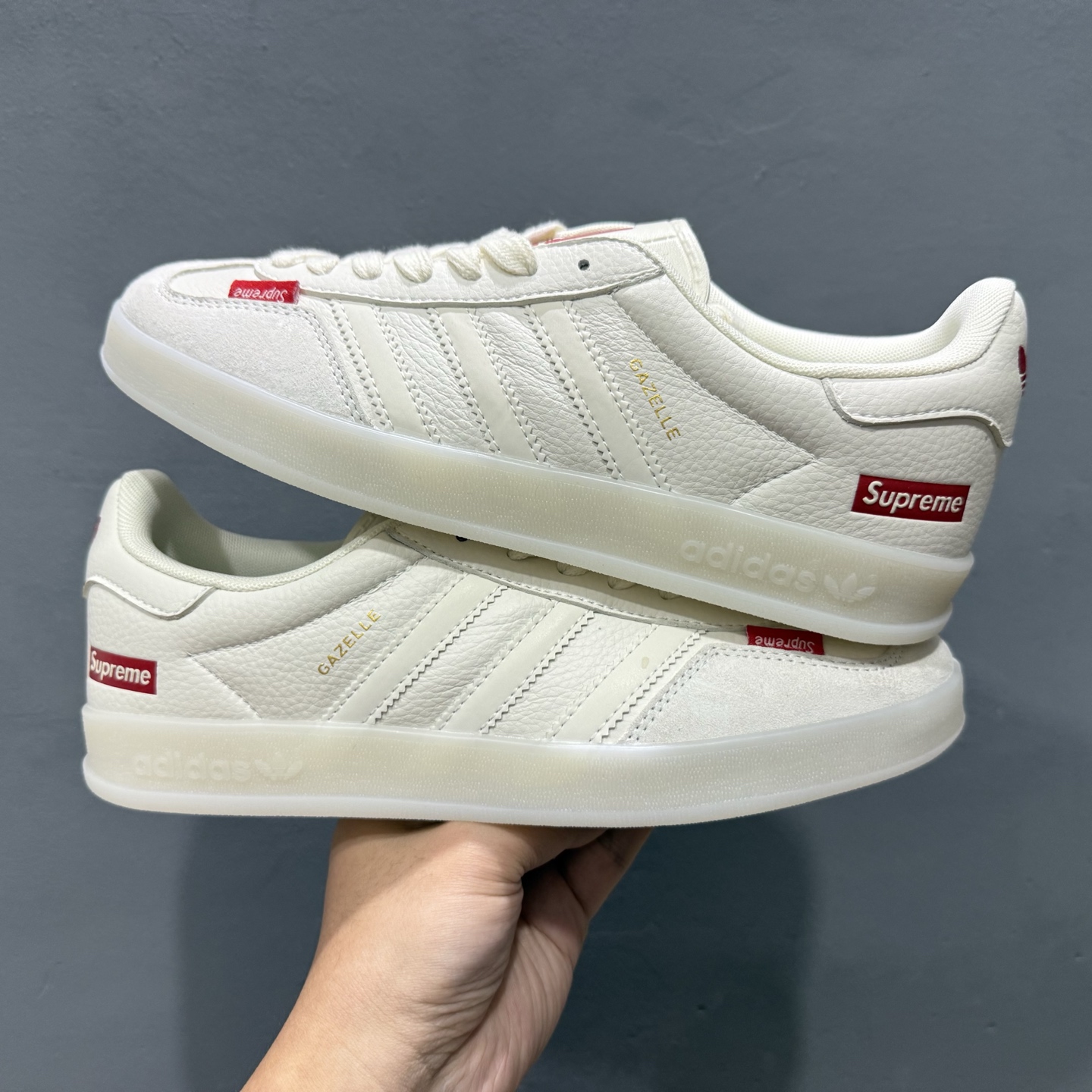 260 adidas originals GAZELLE INDOOR Indoor LV T头鞋 sup联名 防滑耐磨轻便 低帮 DM1234-007