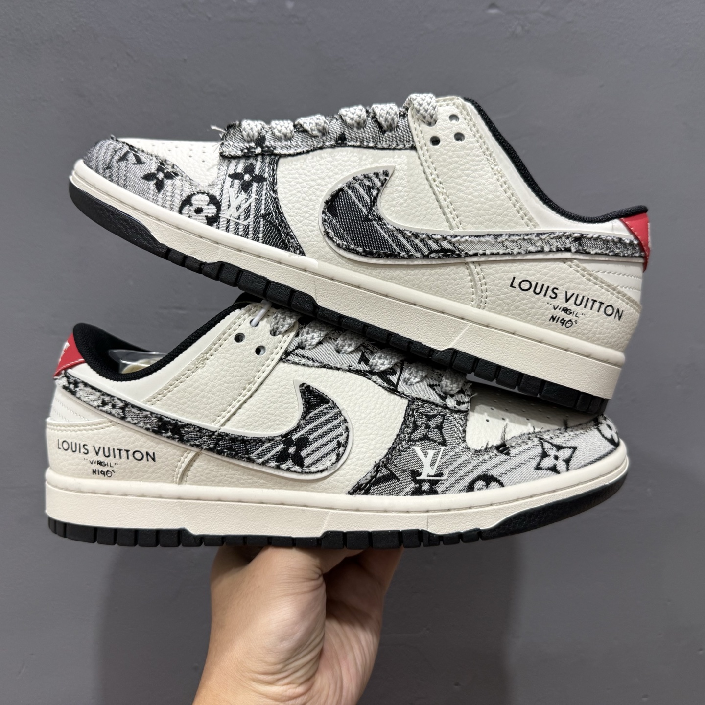 260 海外爆款限量发售！ Nike SB Dunk Low“LV联名——白灰黑底配色” 高端定制 低帮休闲板鞋 JY6988-110
