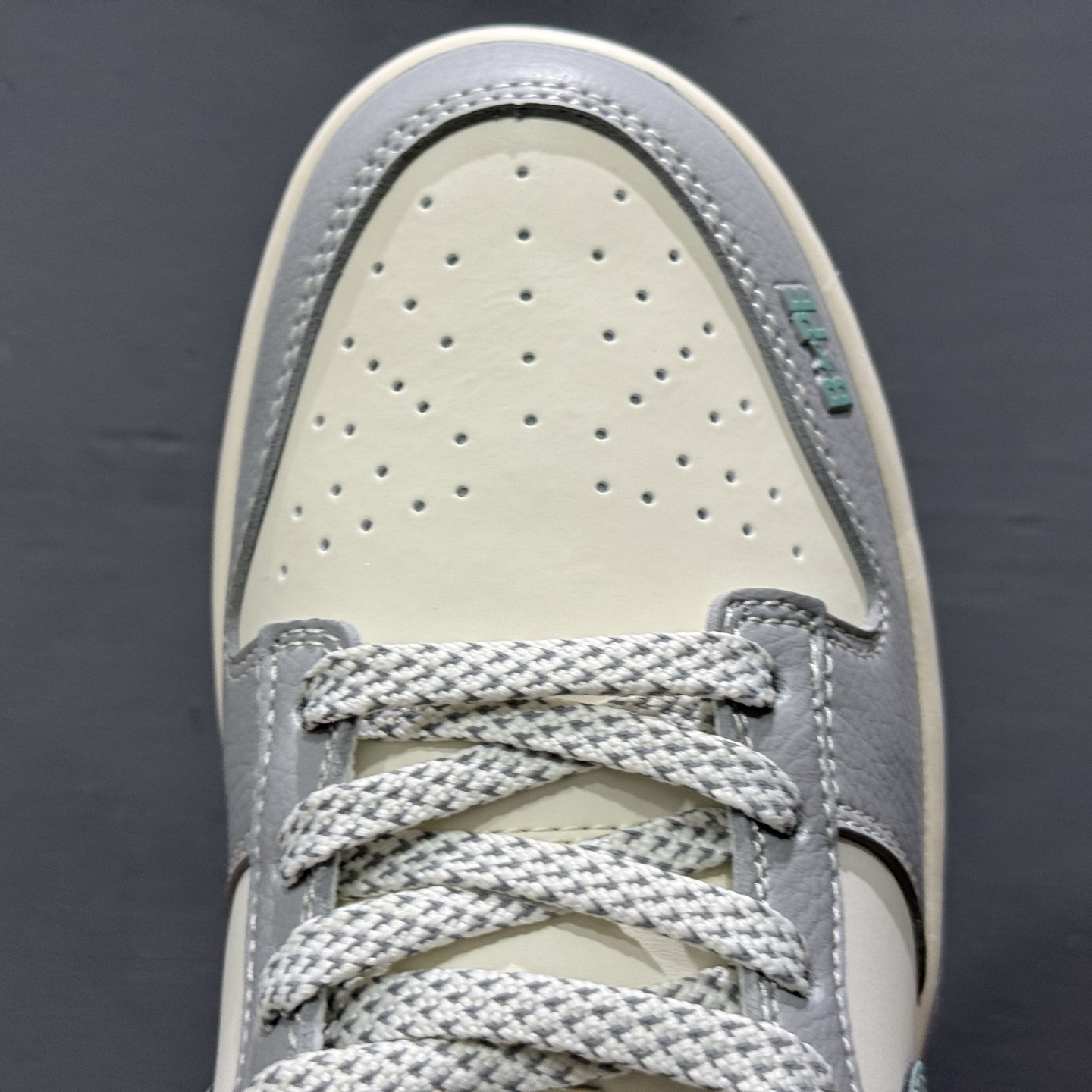 260 海外爆款限量发售！ Nike SB Dunk Low“猿人头联名——白蓝灰配色” 高端定制 低帮休闲板鞋 XF8698-088