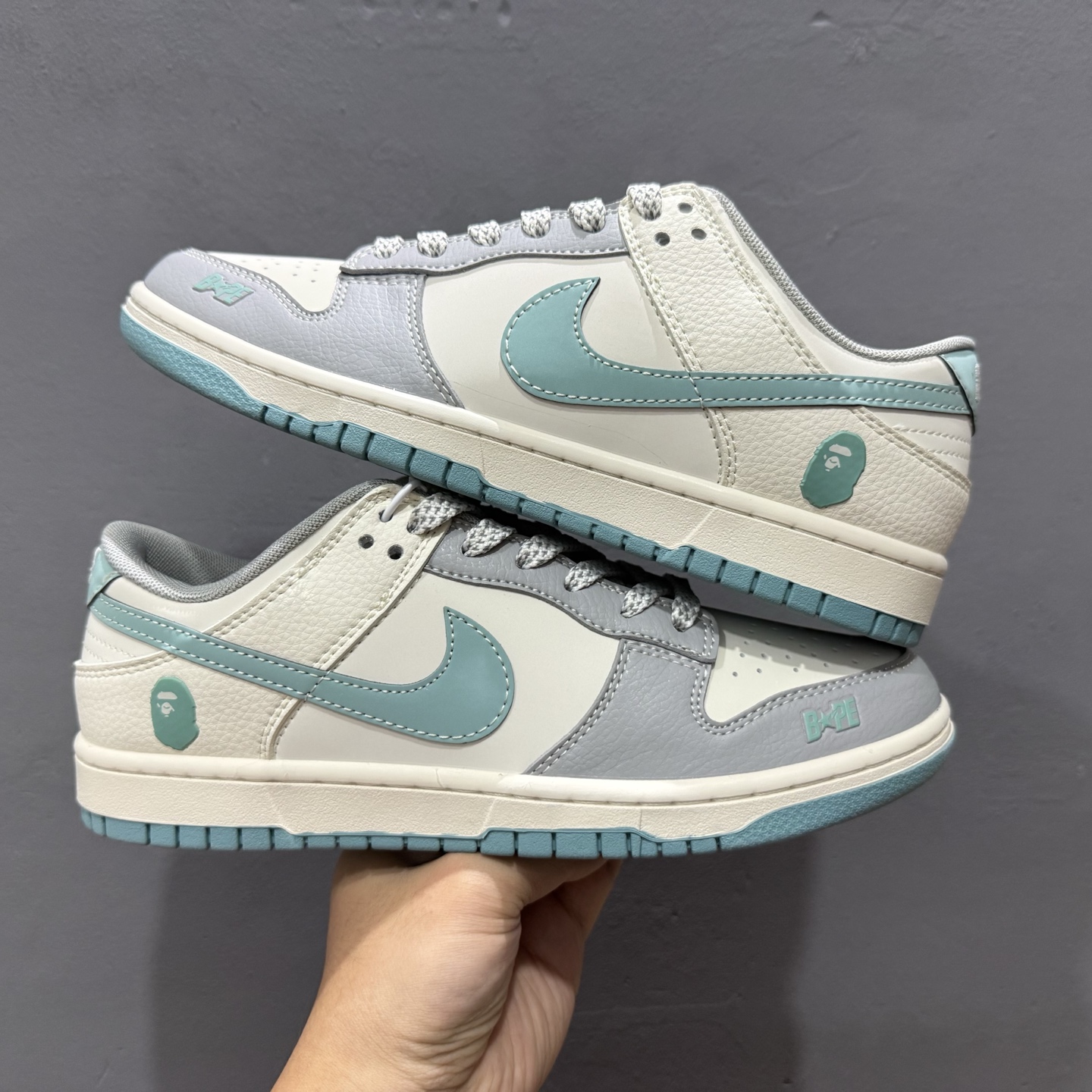 260 海外爆款限量发售！ Nike SB Dunk Low“猿人头联名——白蓝灰配色” 高端定制 低帮休闲板鞋 XF8698-088