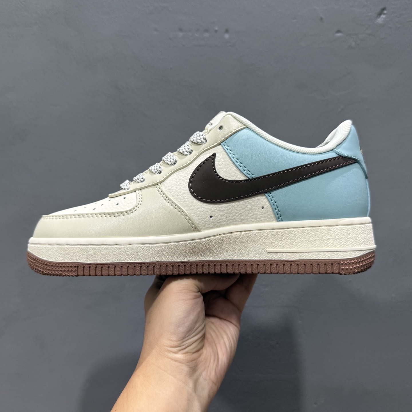 Nike Air Force 1'07 LV 联名 白黑蓝 JJ2508-702