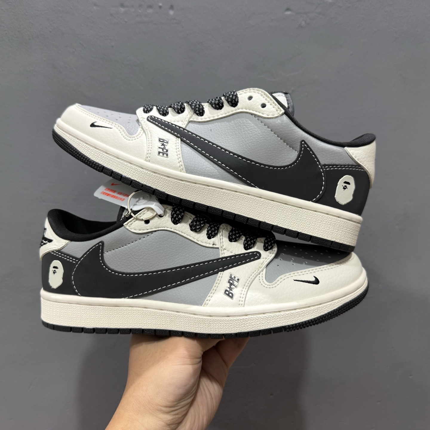 220 Travis Scott x Nike Air Jordan 1 Low x BAPE Air Jordan 1 Low 反转白灰蓝小钩满天星倒钩 BB6511-622
