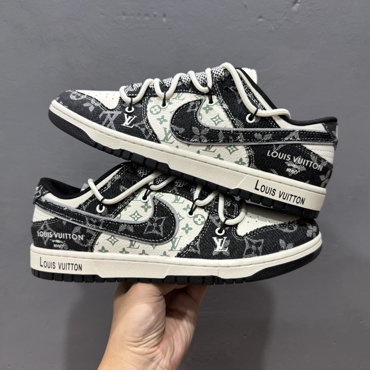 300 Louis Vuitton x Nike Dunk Low 绑带黑牛仔印花 YX5066-320