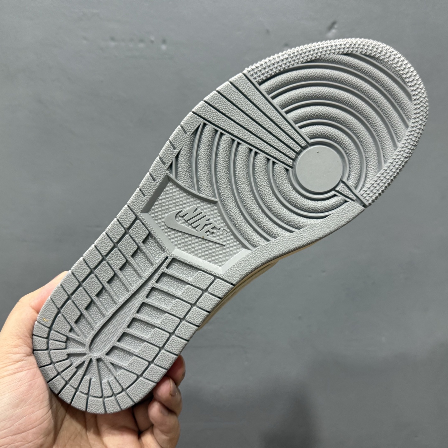 Stussy x Air Jordan 1 Low 米灰火焰 ZH2598-228