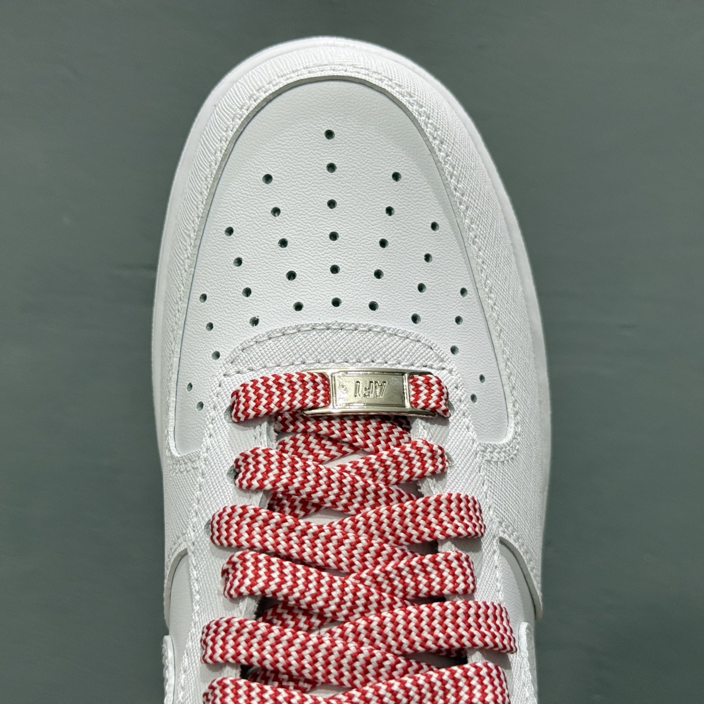 ￥180 Nike Air Force 1'07 Low 空军一号低帮休闲板鞋 IB7167-103