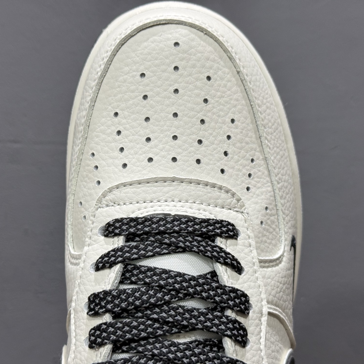 200 Nike Air Force 1 Low 07 白黑小钩满天星 DR2024-101